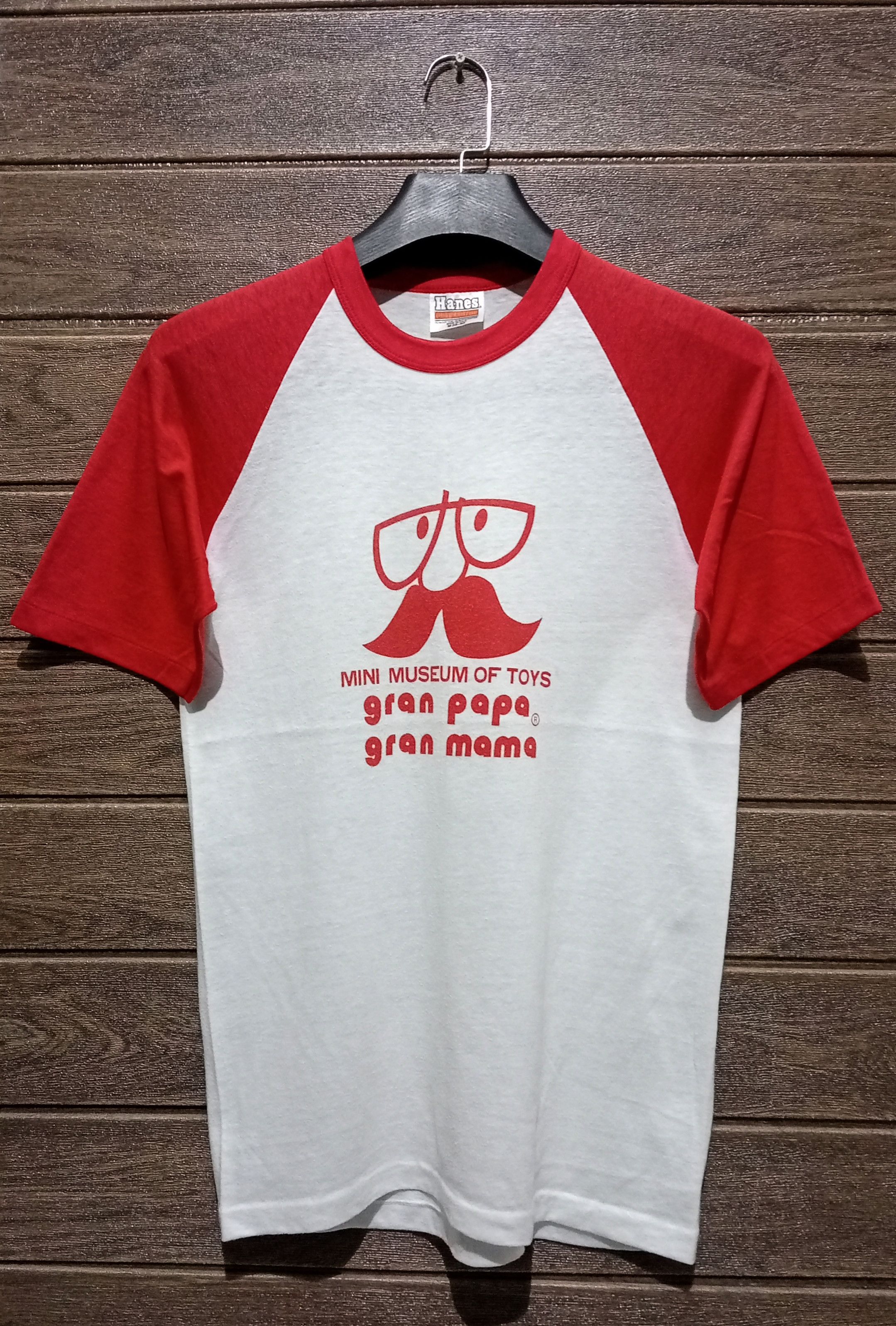 Vintage Vintage '80s Single Stitch Hanes Raglan Tee Very Rare USA Size US M / EU 48-50 / 2 - 1 Thumbnail