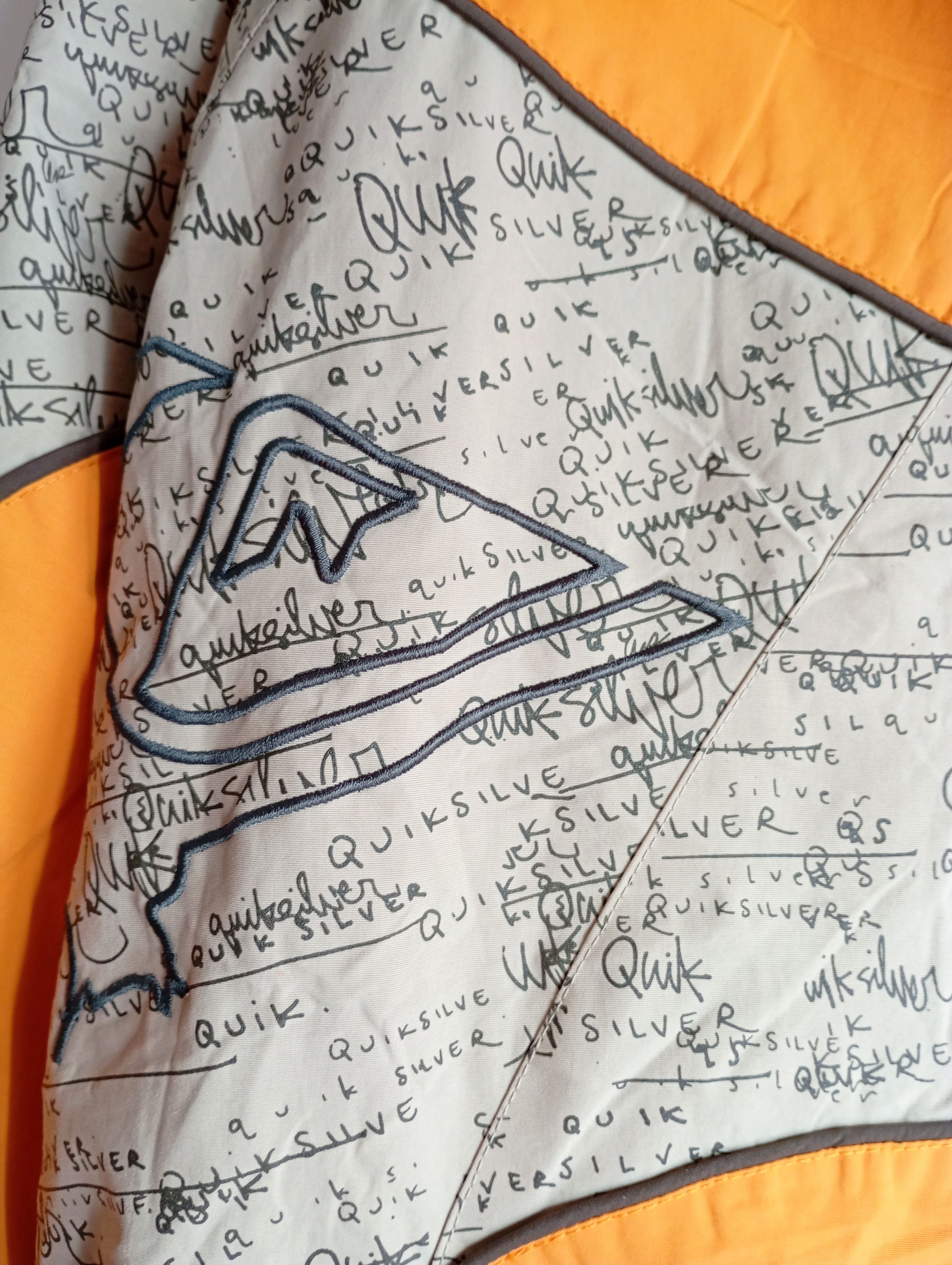 Quiksilver 90s Quiksilver Vintage Hooded Jacket L Size US L / EU 52-54 / 3 - 4 Thumbnail