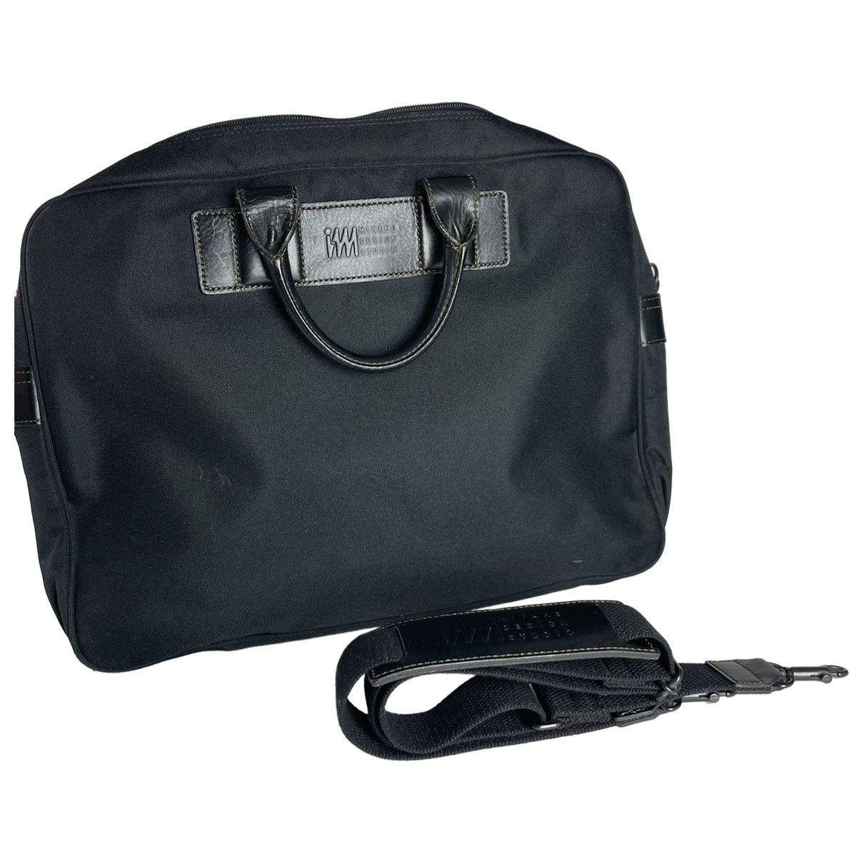 Issey Miyake Black Leather Handbag Size ONE SIZE - 1 Thumbnail