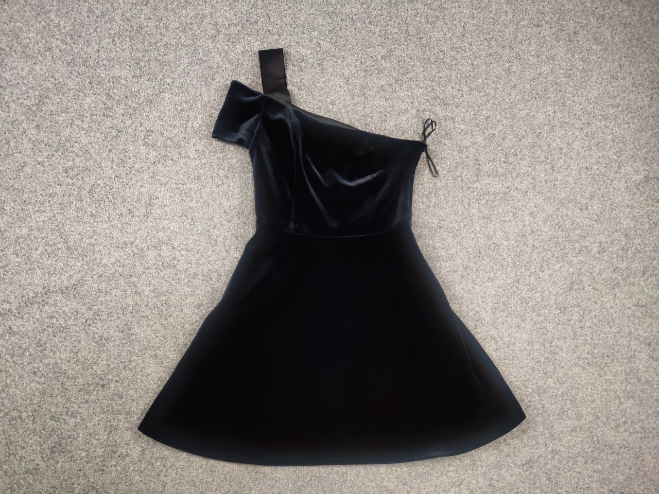 Sandro Sandro Velvet Mini Dress Dark Navy almost black One-Shoulder Size S / US 4 / IT 40 - 8 Thumbnail