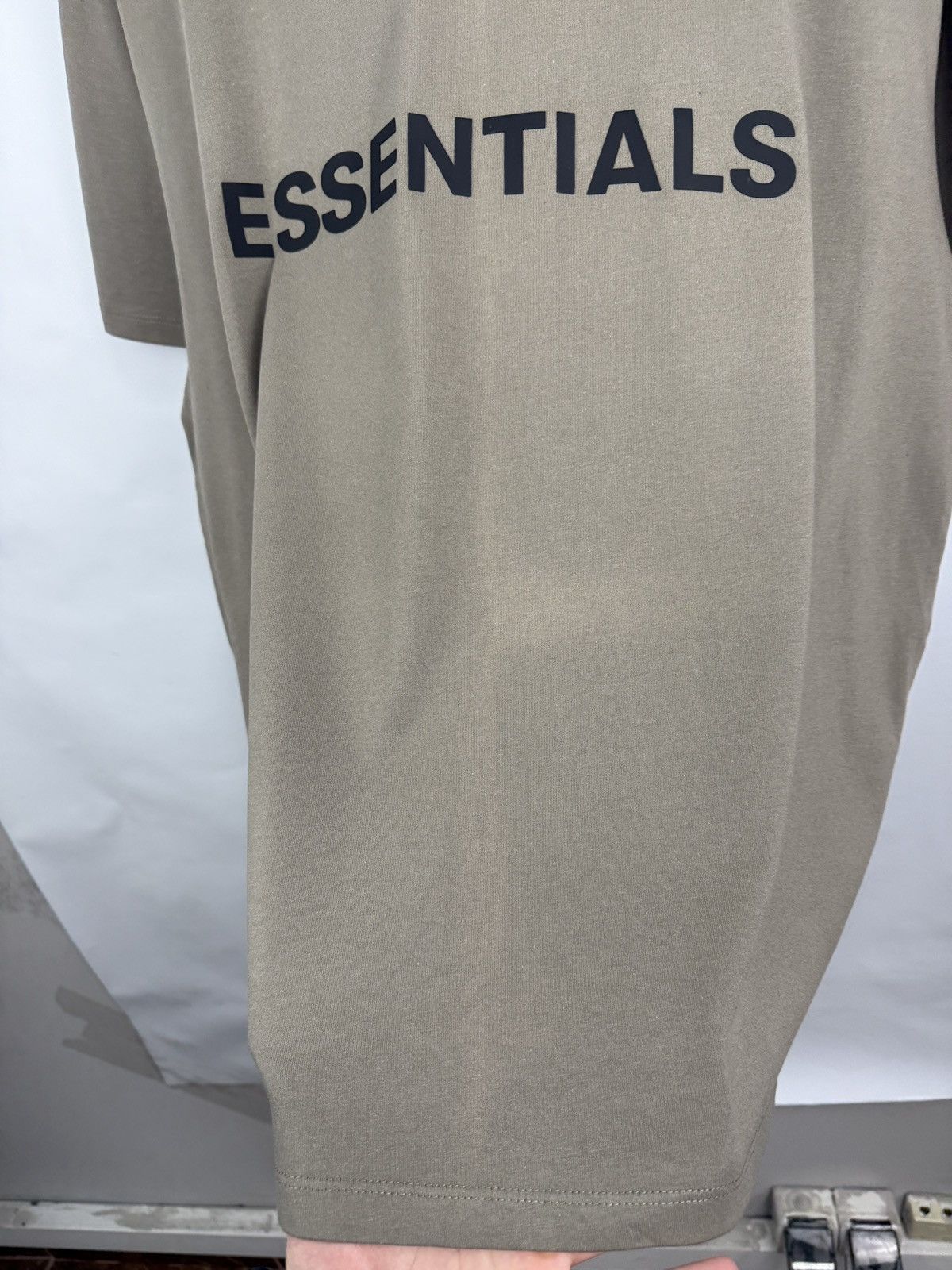 Essentials 🇺🇸 Essentials Fear Of God Y2K T-Shirt Hype Rare Retro Size US L / EU 52-54 / 3 - 11 Thumbnail