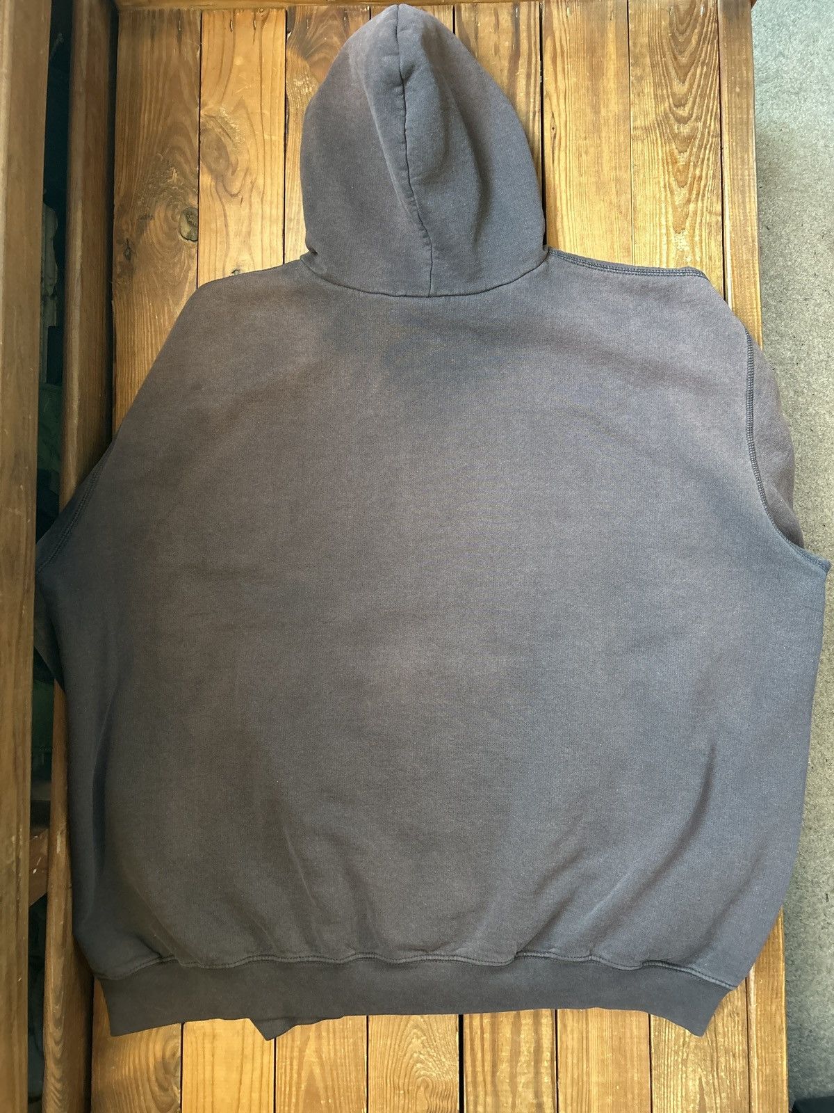 Carhartt × Vintage Vintage 90s Carhartt Faded Black Hoodie Sweatshirt Size US XXL / EU 58 / 5 - 2 Thumbnail