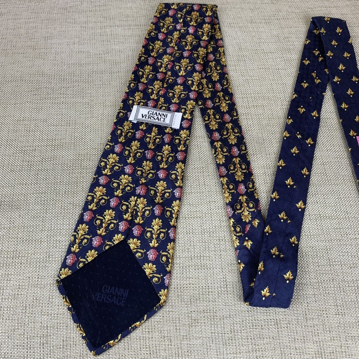 Versace × Vintage Gianni Versace Vintage Baroque Golden Silk Tie Caravate Size ONE SIZE - 4 Thumbnail