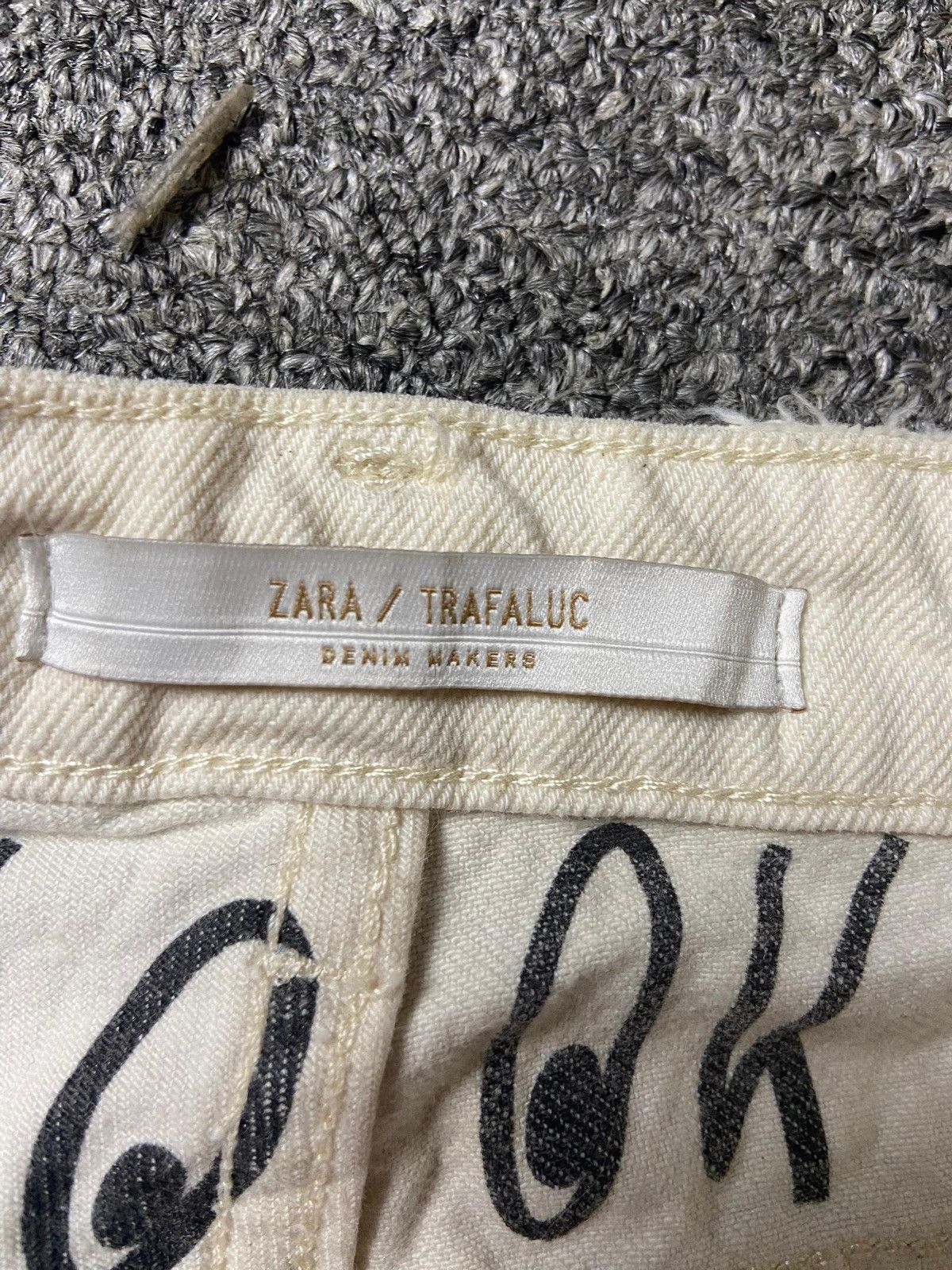 Zara Zara Trafaluc Distressed Denim Jeans (145) Size US 32 / EU 48 - 3 Thumbnail