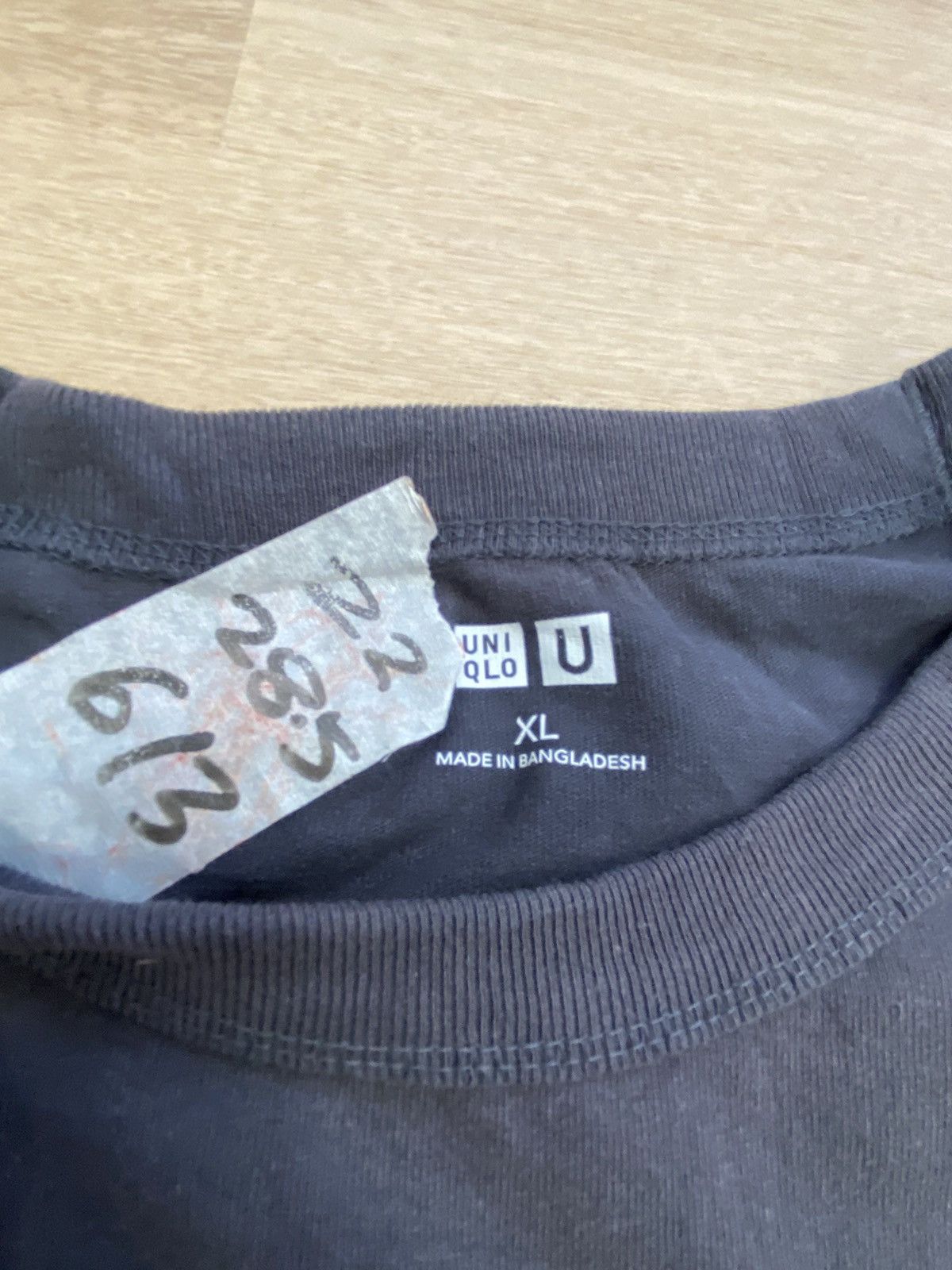 Uniqlo Uniqlo distressed style faded size L Size US L / EU 52-54 / 3 - 3 Thumbnail