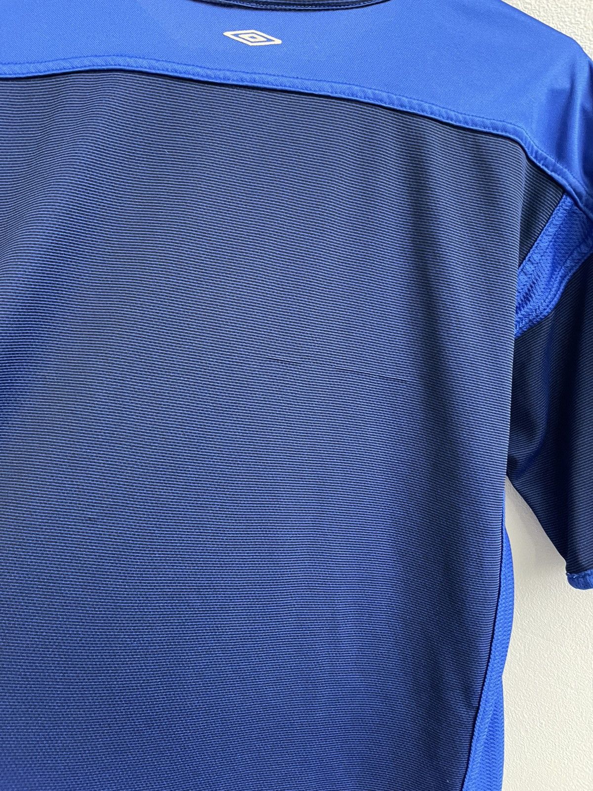 Umbro Chelsea 2003 2004 2005 Football Shirt Soccer Jersey Umbro Size US M / EU 48-50 / 2 - 7 Thumbnail