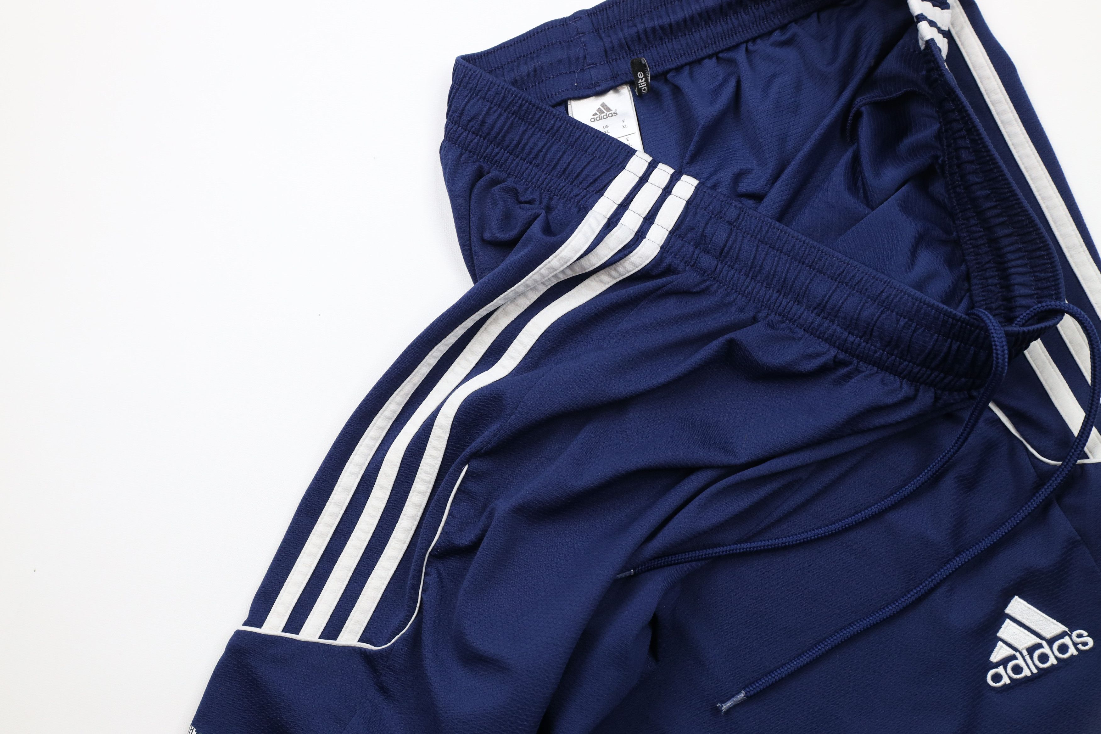 Adidas × Vintage Vintage Adidas Striped Running Jogging Soccer Shorts Blue Size US 36 / EU 52 - 5 Thumbnail