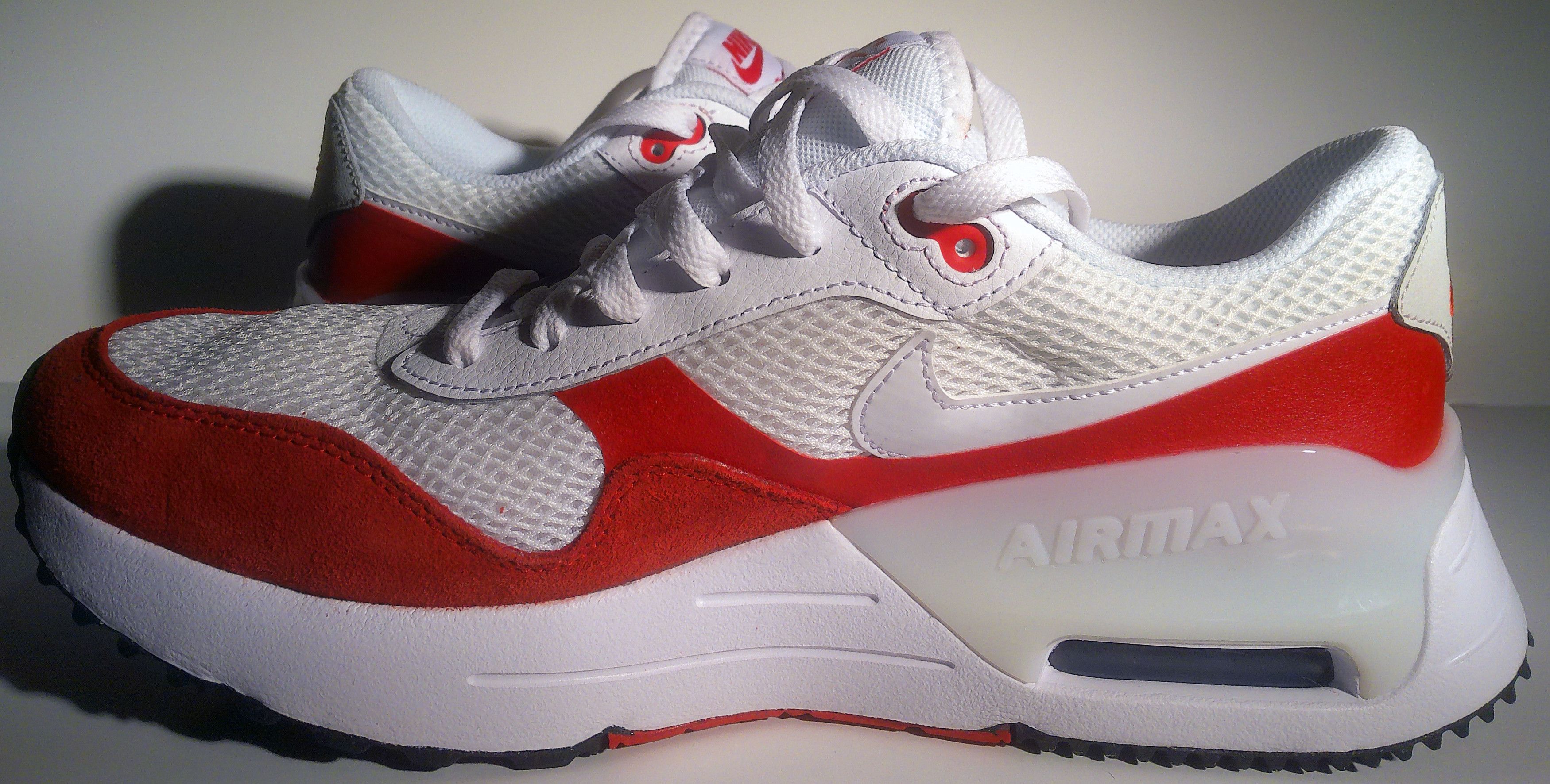Nike Nike Air Max SYSTM White University Red New in Box Size US 11.5 / EU 44-45 - 2 Thumbnail