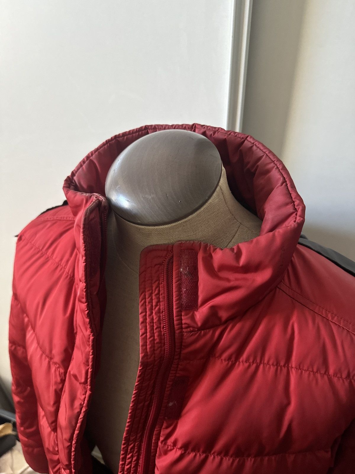 Prada Prada Sport Linea Rossa down-filled two-tone puffer jacket Size US M / EU 48-50 / 2 - 7 Thumbnail