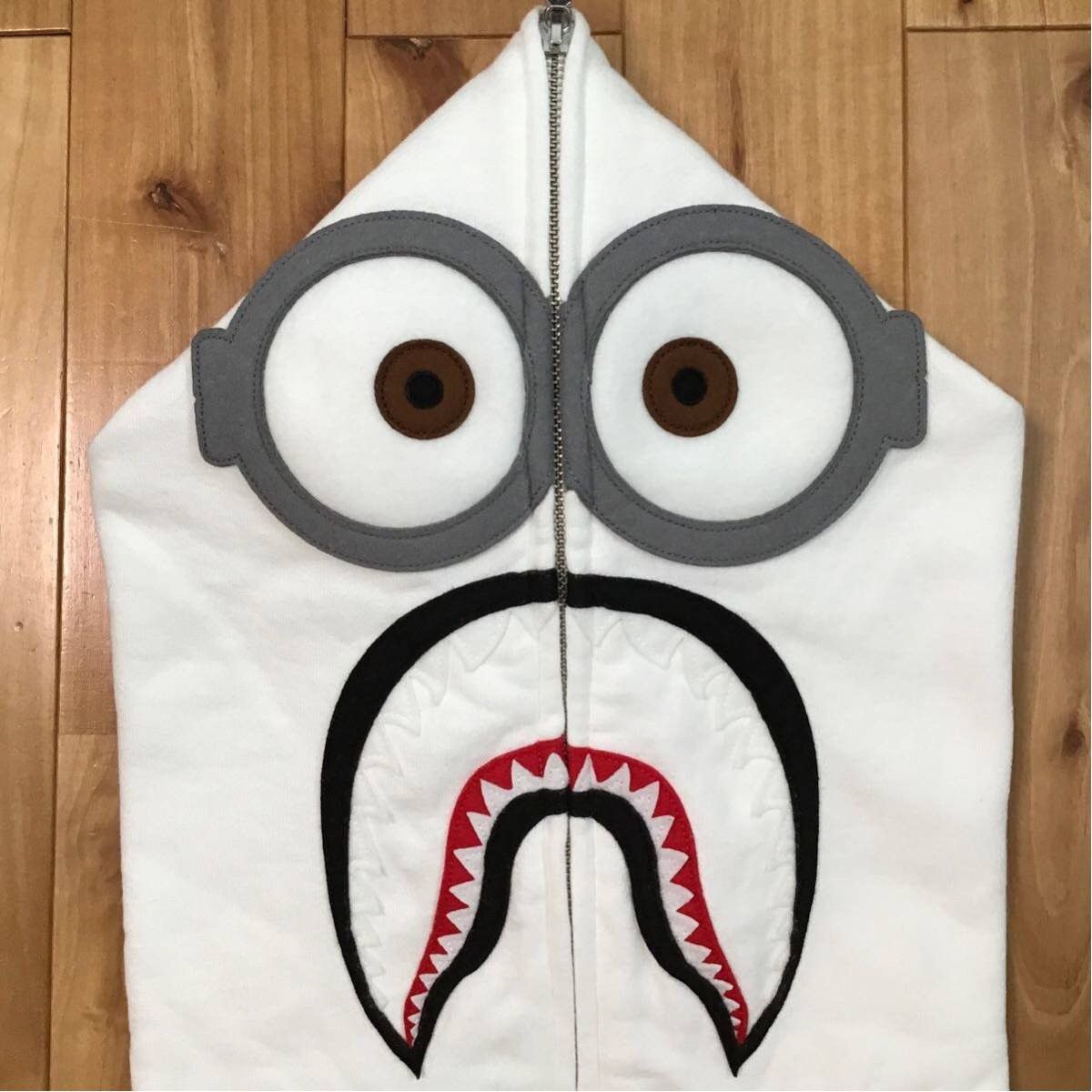 Bape BAPE × Minions Shark full zip hoodie White a bathing ape Size US L / EU 52-54 / 3 - 3 Thumbnail