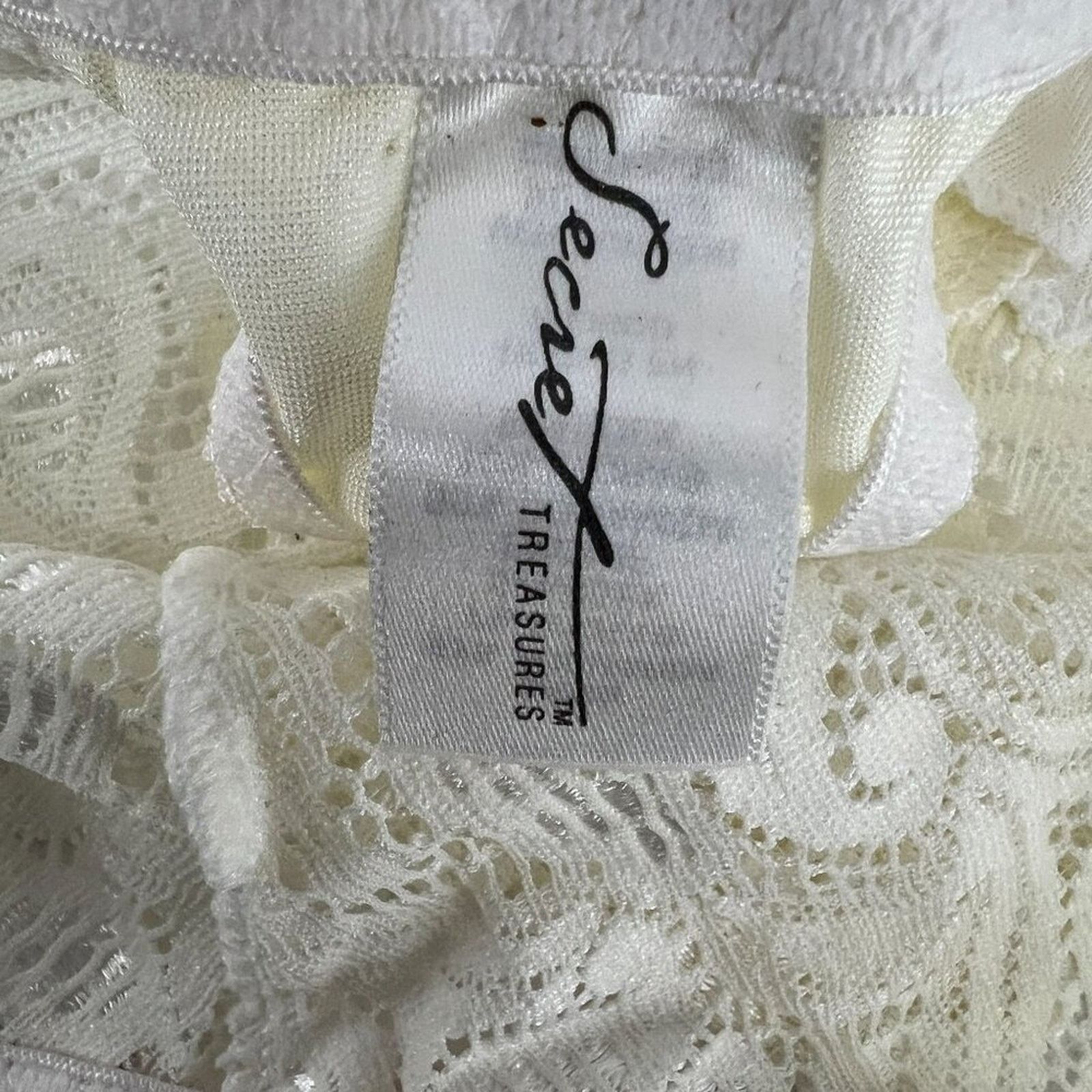 Vintage Vintage Secret Treasure Lace Front Satin Back Thong Womens 5 Size ONE SIZE - 3 Thumbnail