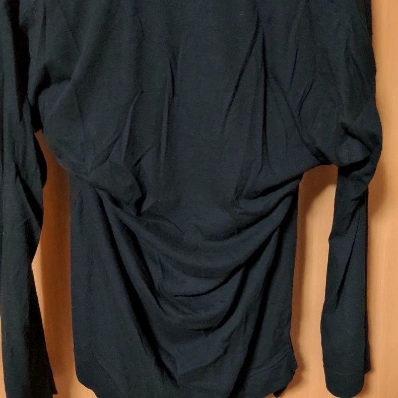 Vivienne Westwood Vivienne Westwood Saturn pearl necklace printed top Size M / US 6-8 / IT 42-44 - 4 Thumbnail