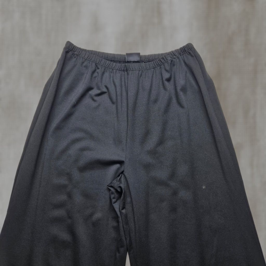 Vintage Bobbie Brooks Pants Women's L Black Knit Solid Ankle Pull On Elastic Waist Casual 90s? (No, vintage: No) Size 36" / US 14 / IT 50 - 1 Thumbnail
