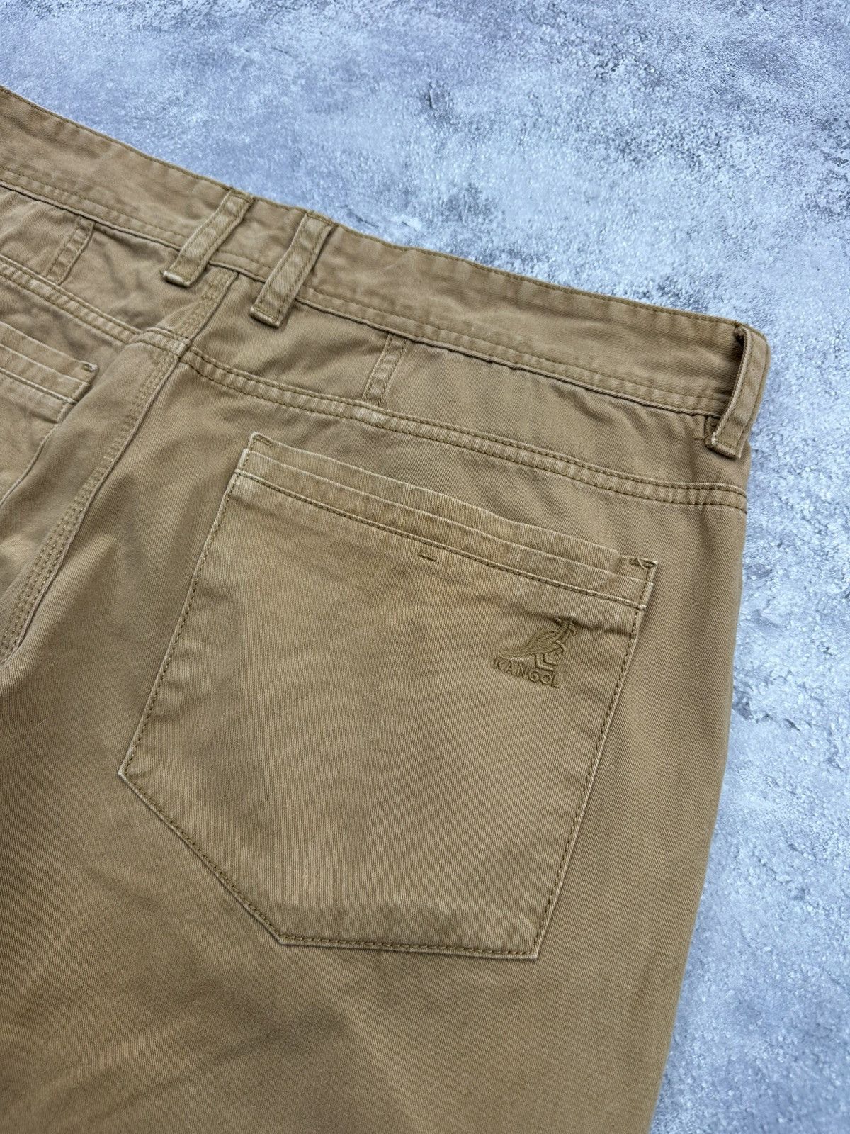 Kangol Vintage Kangol Rap Shorts Beige Rare Y2K Embroidered Logo Size US 34 / EU 50 - 18 Thumbnail