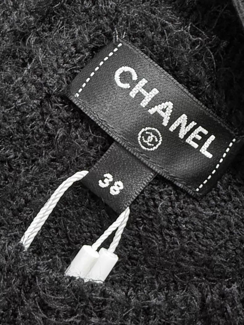 Chanel Chanel Knitted shiny diamond feather vest dress Size XS / US 0-2 / IT 36-38 - 6 Thumbnail