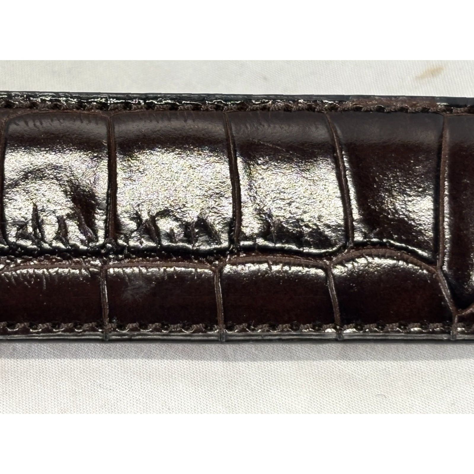 Vintage Trafalgar Wilson Italian Calfskin Leather Belt 40 Burgundy Croc Embossed Dress Belt Men Adjustable Buckle Size 40 - 5 Thumbnail