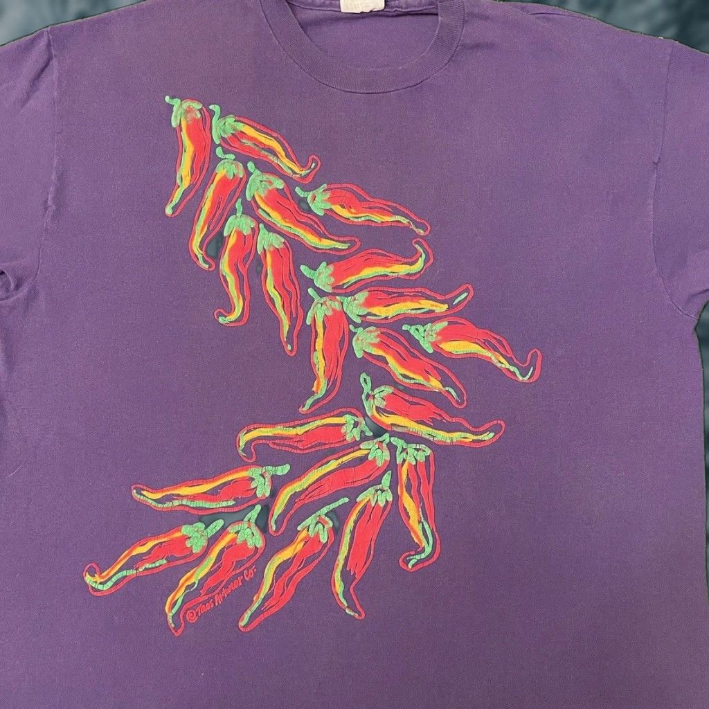 Vintage **VTG 90s Chilli Peppers Art Nature Tee Mens Size XL Purple** User: VTG 90s Chilli Peppers Art Nature Tee Mens Size XL Purple Size US XL / EU 56 / 4 - 1 Thumbnail