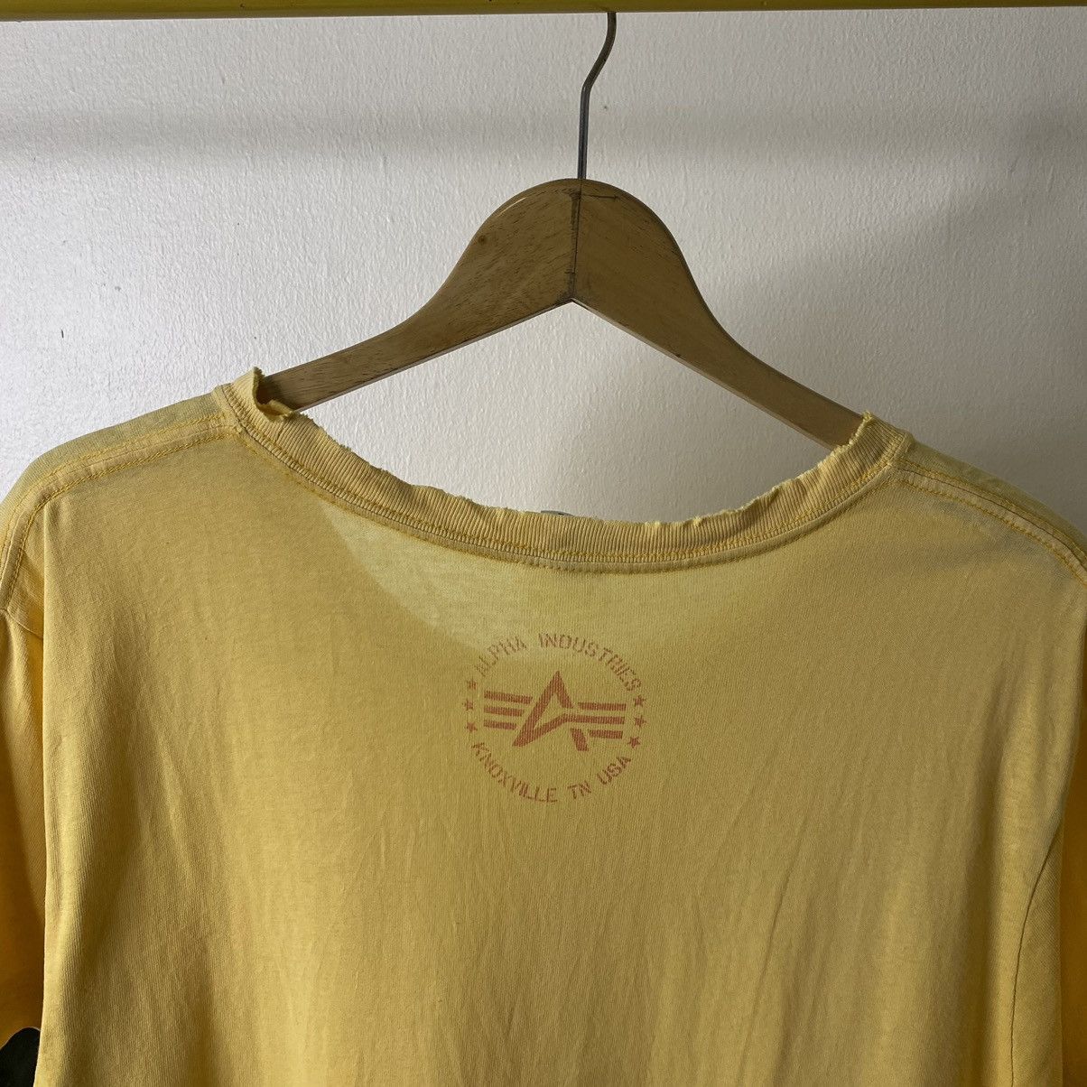 Alpha Industries × Vintage Vintage Y2K Alpha Industries x US Marine Corps Tee Size US M / EU 48-50 / 2 - 7 Thumbnail
