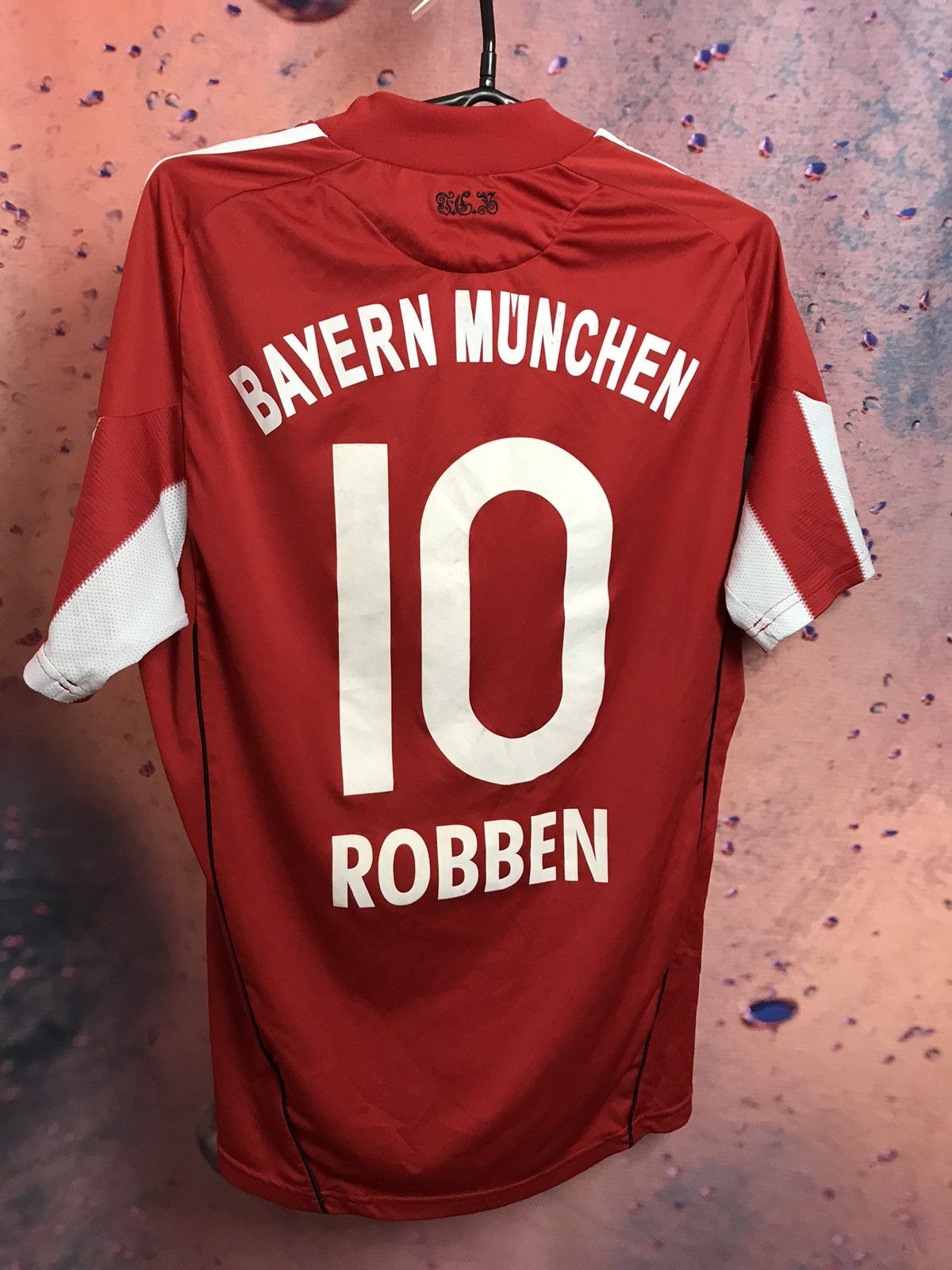Vintage Robben Bayern Munchen soccer jersey Size US S / EU 44-46 / 1 - 2 Thumbnail