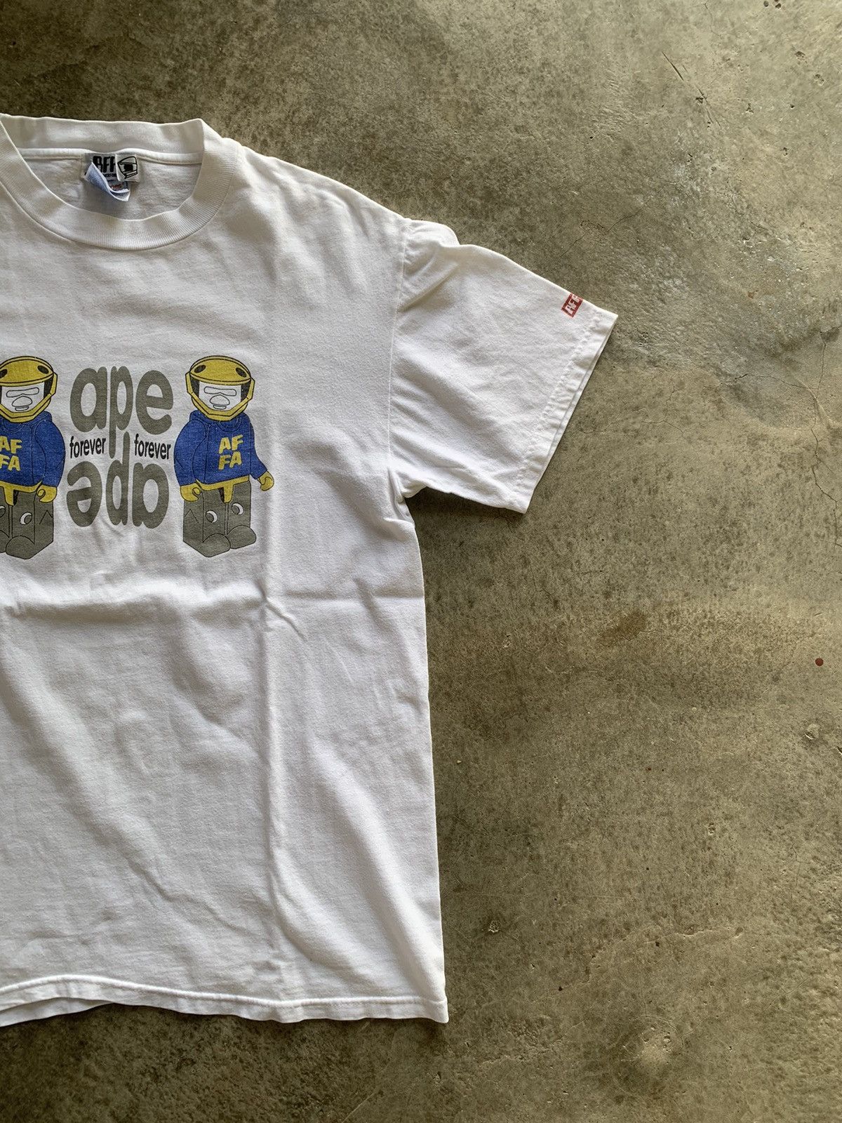 A.F.F.A. Very rare A.F.F.A ApeForeverForeverApe insane collaboration Size US M / EU 48-50 / 2 - 5 Thumbnail