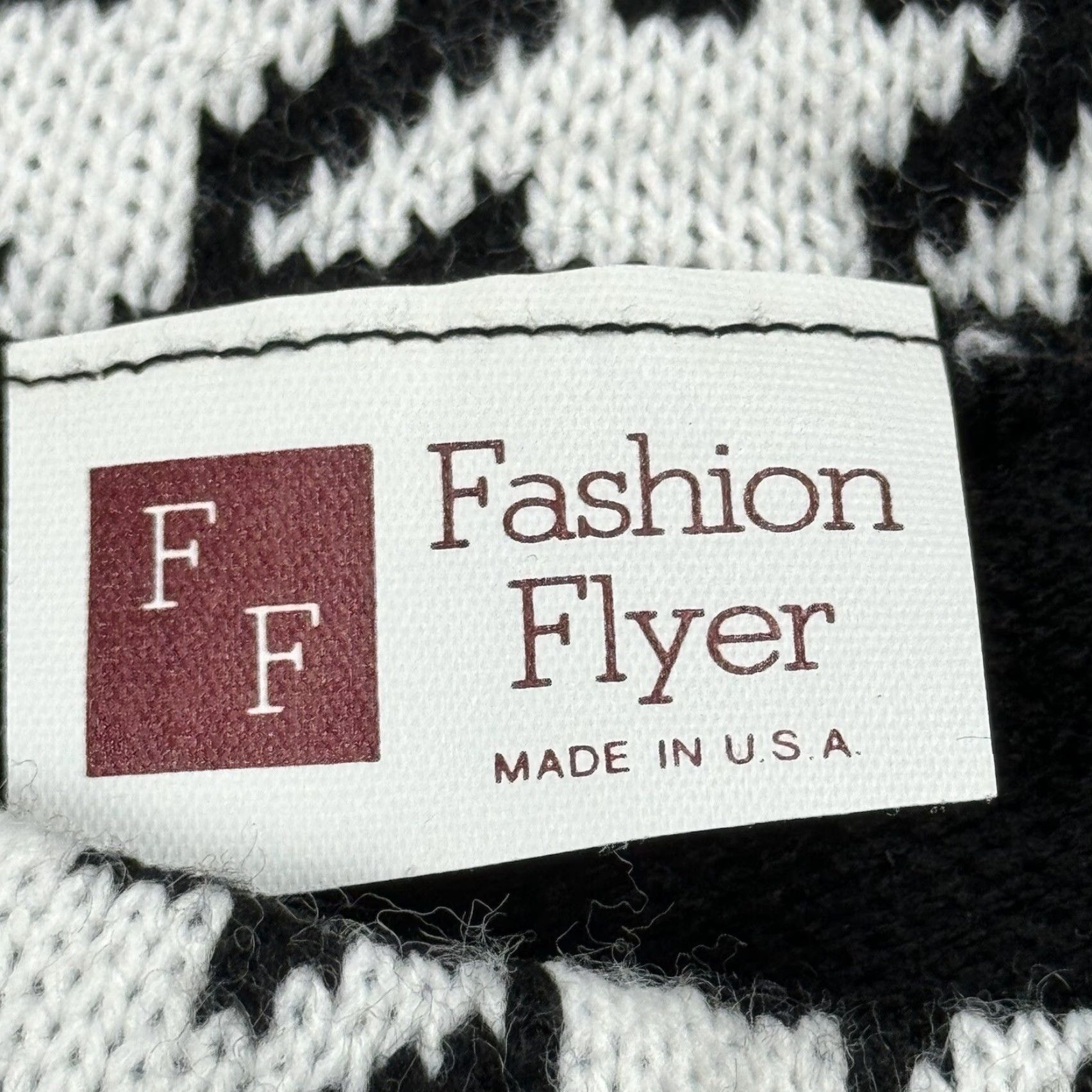 Vintage Vintage 90s FASHION FLYER Womens Houndstooth Knit Sweater Pullover L Black White Geometric Winter Size L / US 10 / IT 46 - 3 Thumbnail