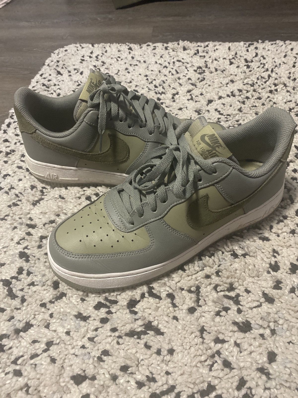 Nike Nike AF1 Olive Colorway Size US 9 / EU 42 - 1 Thumbnail