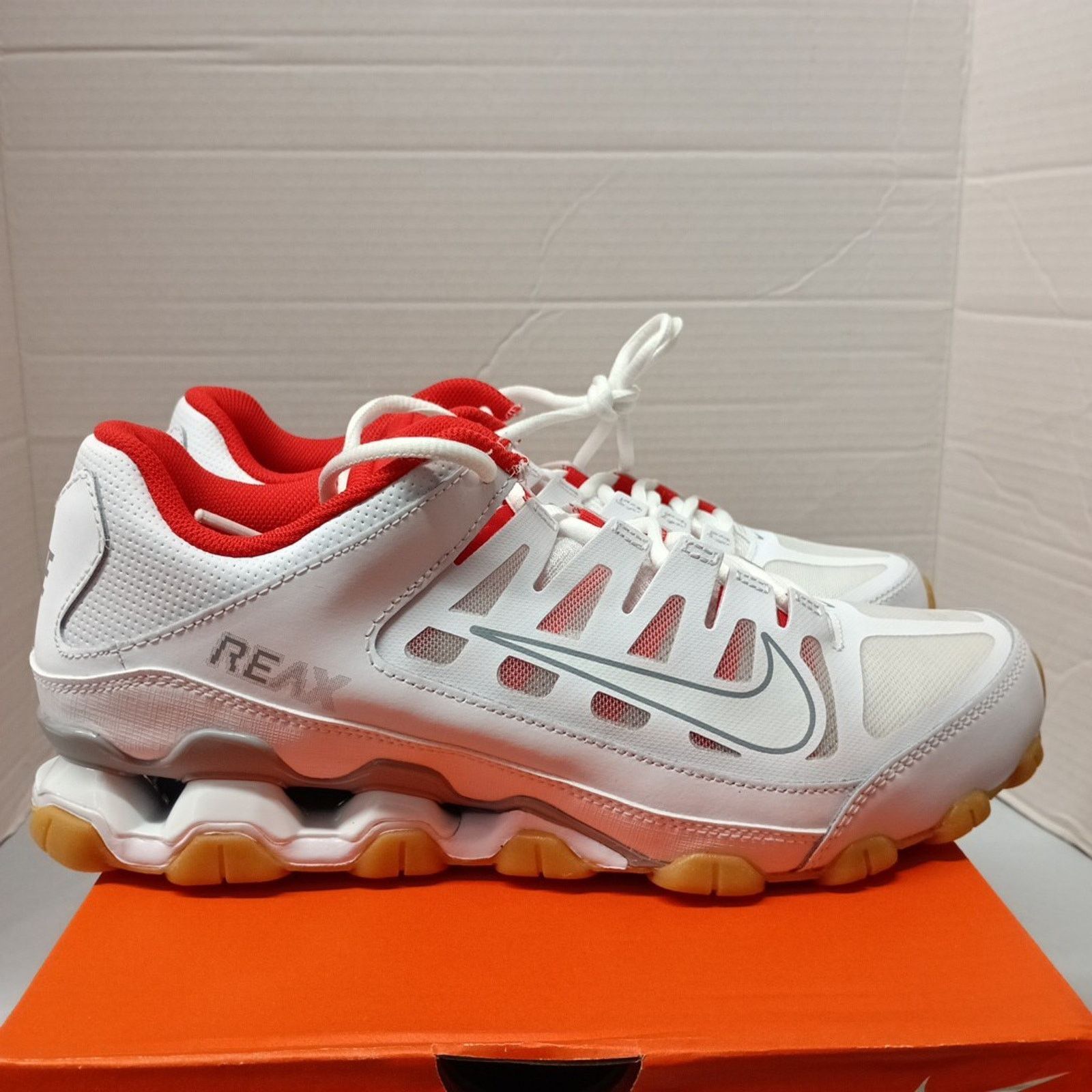 Nike Reax 8 TR Mesh White Red Sneakers Men's Size 9.5 NWB