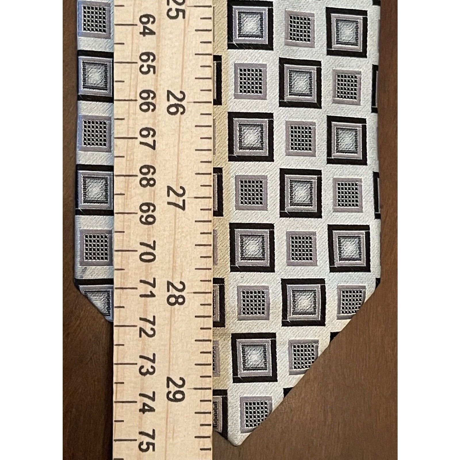 Other Courage Hand Made 100% Silk Men’s Neck Tie Made In China Size ONE SIZE - 5 Thumbnail