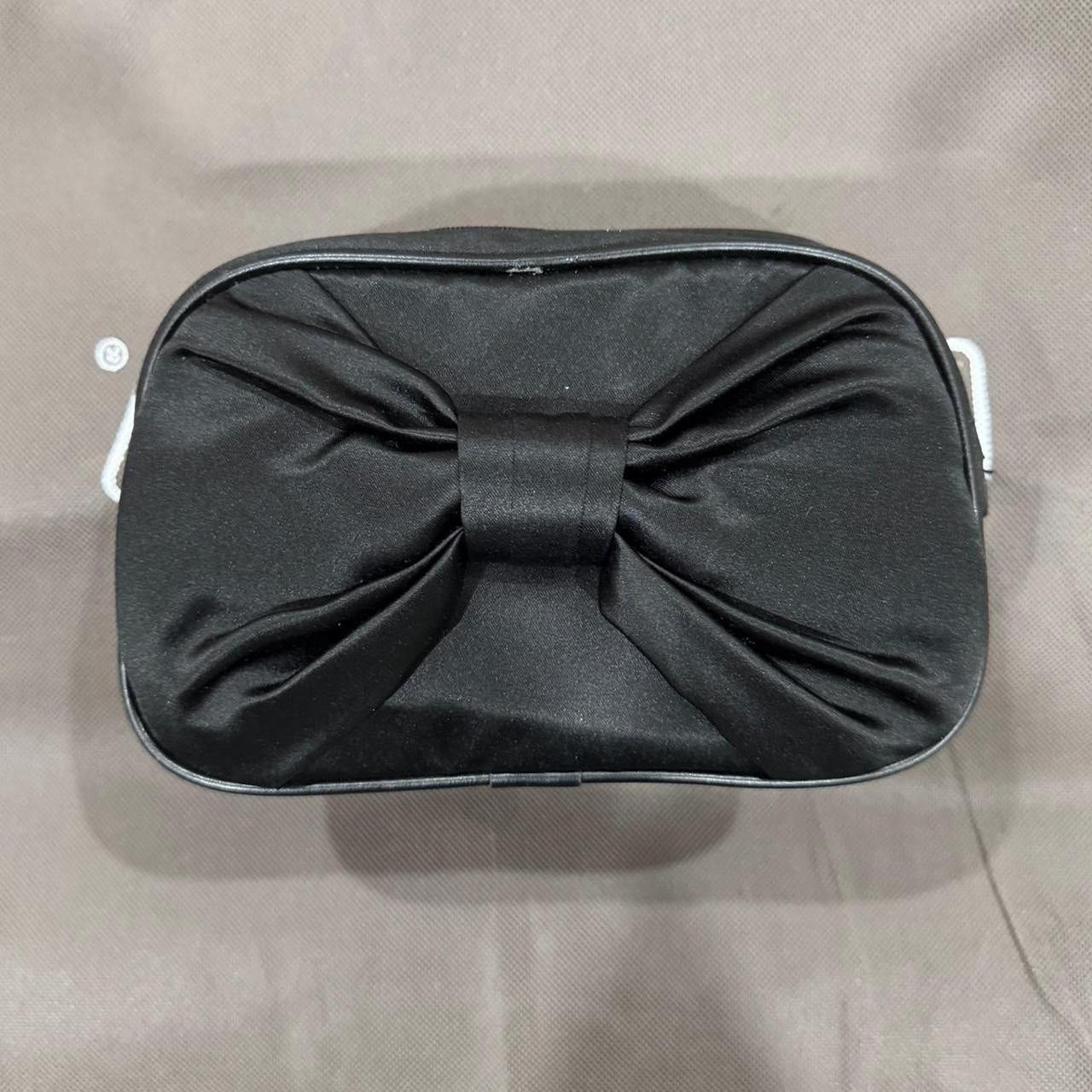 Dior Authentic Dior Black Cosmetic Pouch Size ONE SIZE - 6 Thumbnail