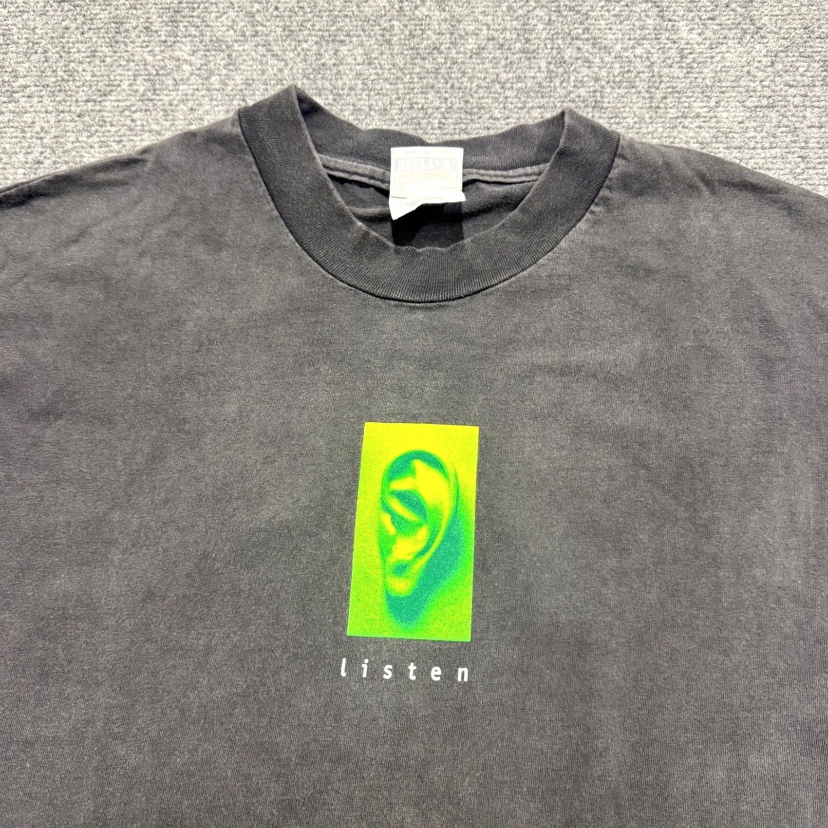 Hanes VINTAGE Hanes T-shirt Mens XL Black Faded 90's Phone Promo Qualcomm USA Made Green Distressing/Flaw Details Professed Size US XL / EU 56 / 4 - 6 Thumbnail