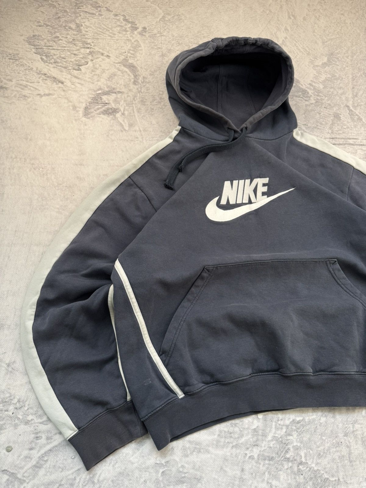 Nike × Vintage NIKE VINTAGE CENTER LOGO OVERSIZE BOXY HOODIE Size US L / EU 52-54 / 3 - 2 Thumbnail