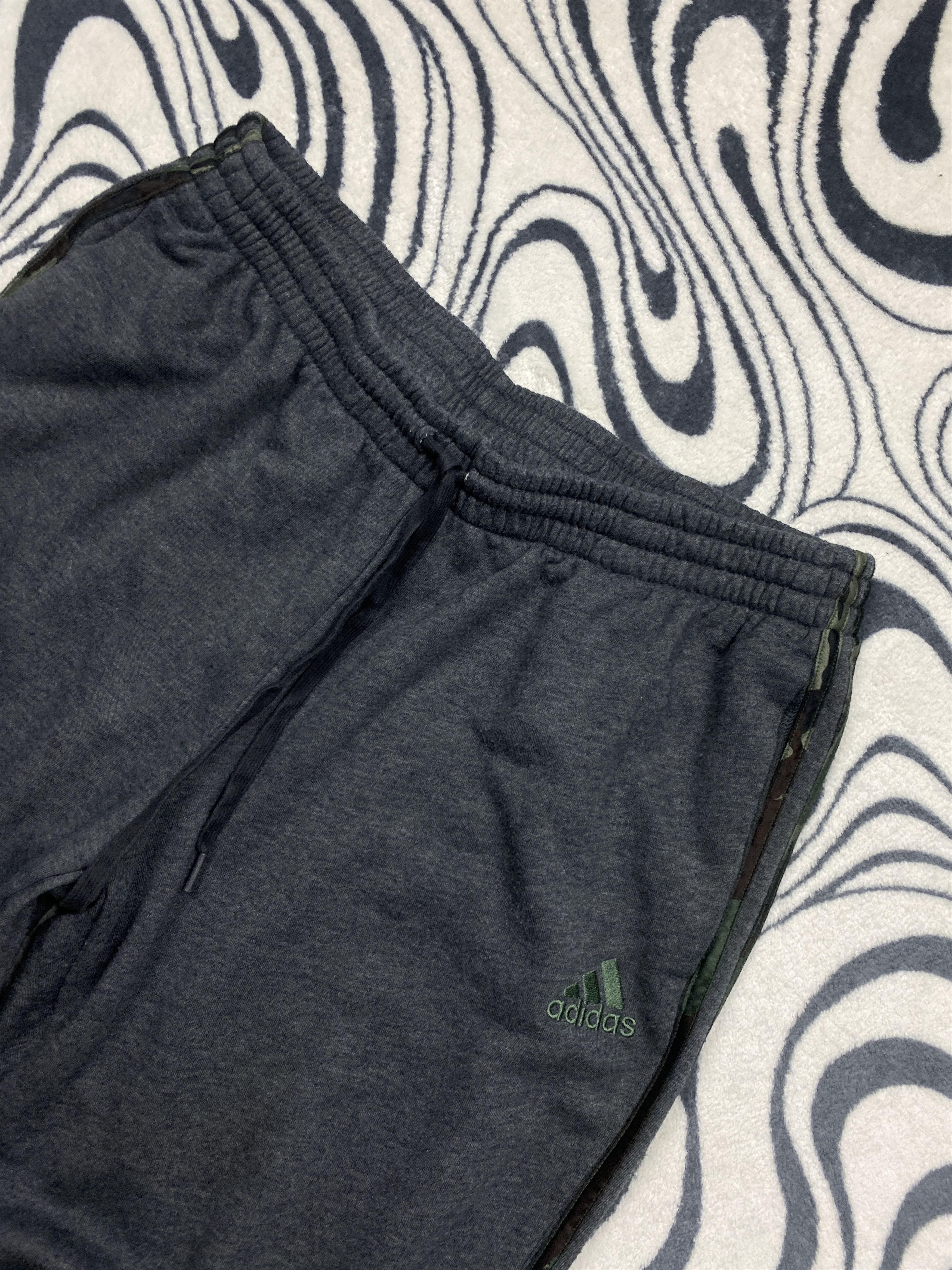 Adidas Adidas Mens Track Pants Sweatpants Size US 38 / EU 54 - 2 Thumbnail