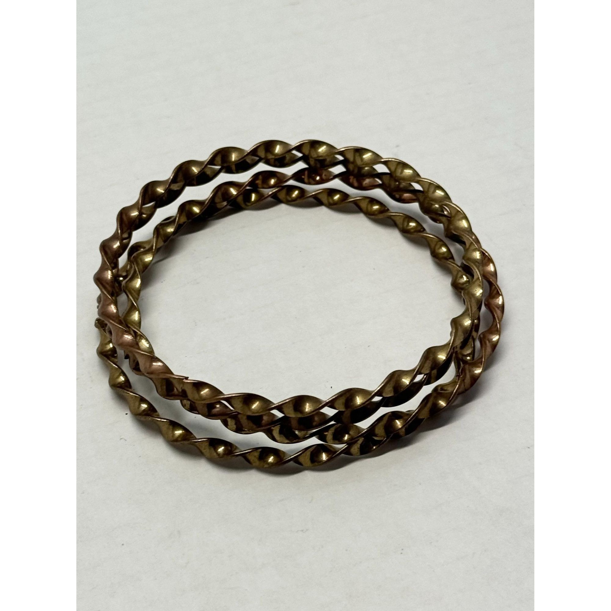 Vintage Vintage set of four bangle bracelets Size ONE SIZE - 5 Thumbnail