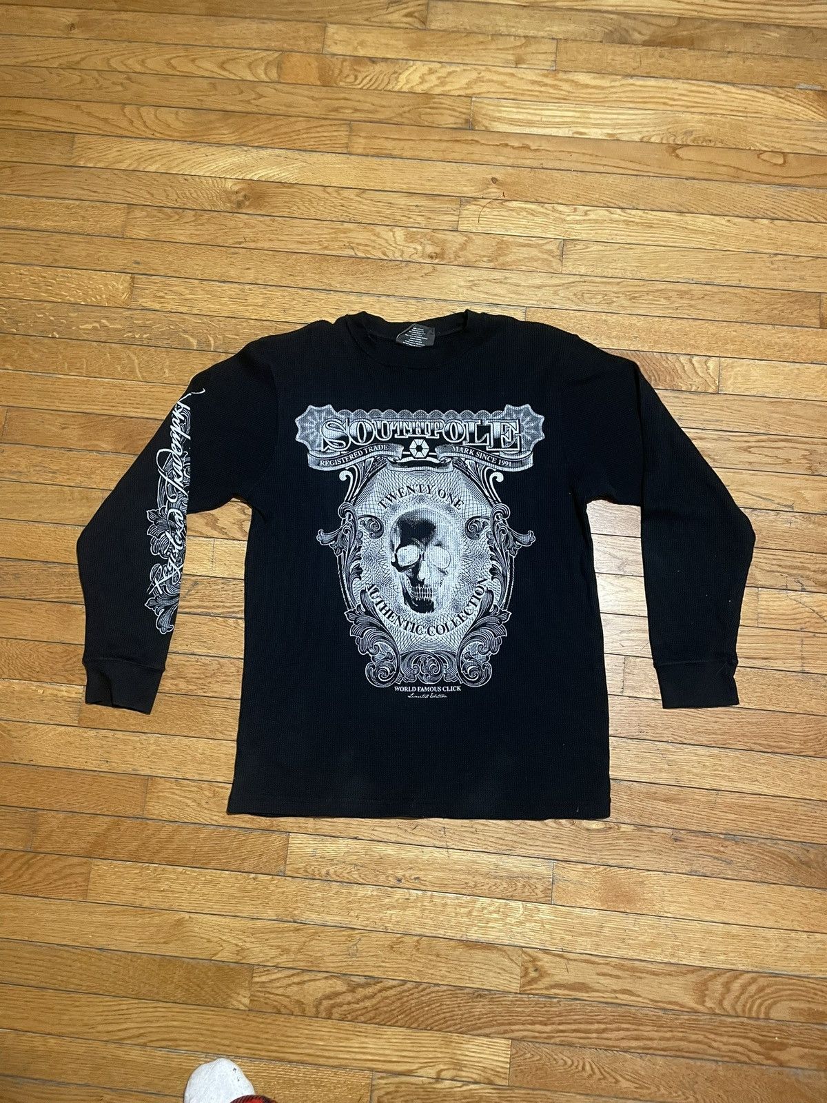 Polar Skate Co. × Southpole × Vintage SOUTHPOLE X-CLUSIVE EDITION BLACK SKULL WAFFLE THERMAL SHIRT Size US L / EU 52-54 / 3 - 1 Thumbnail