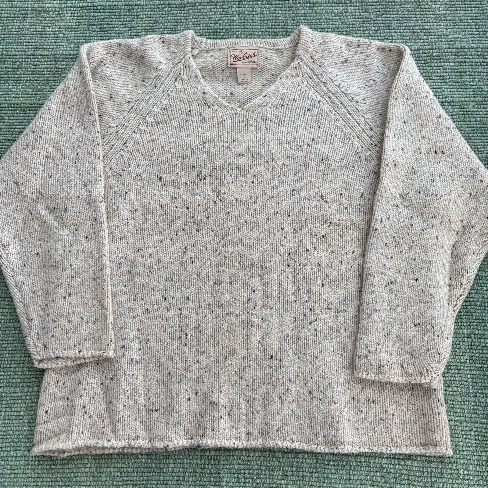 Vintage × Woolrich Woolen Mills Vintage woolrich women's wool knit v neck baggy sweater L Size US L / EU 52-54 / 3 - 1 Thumbnail