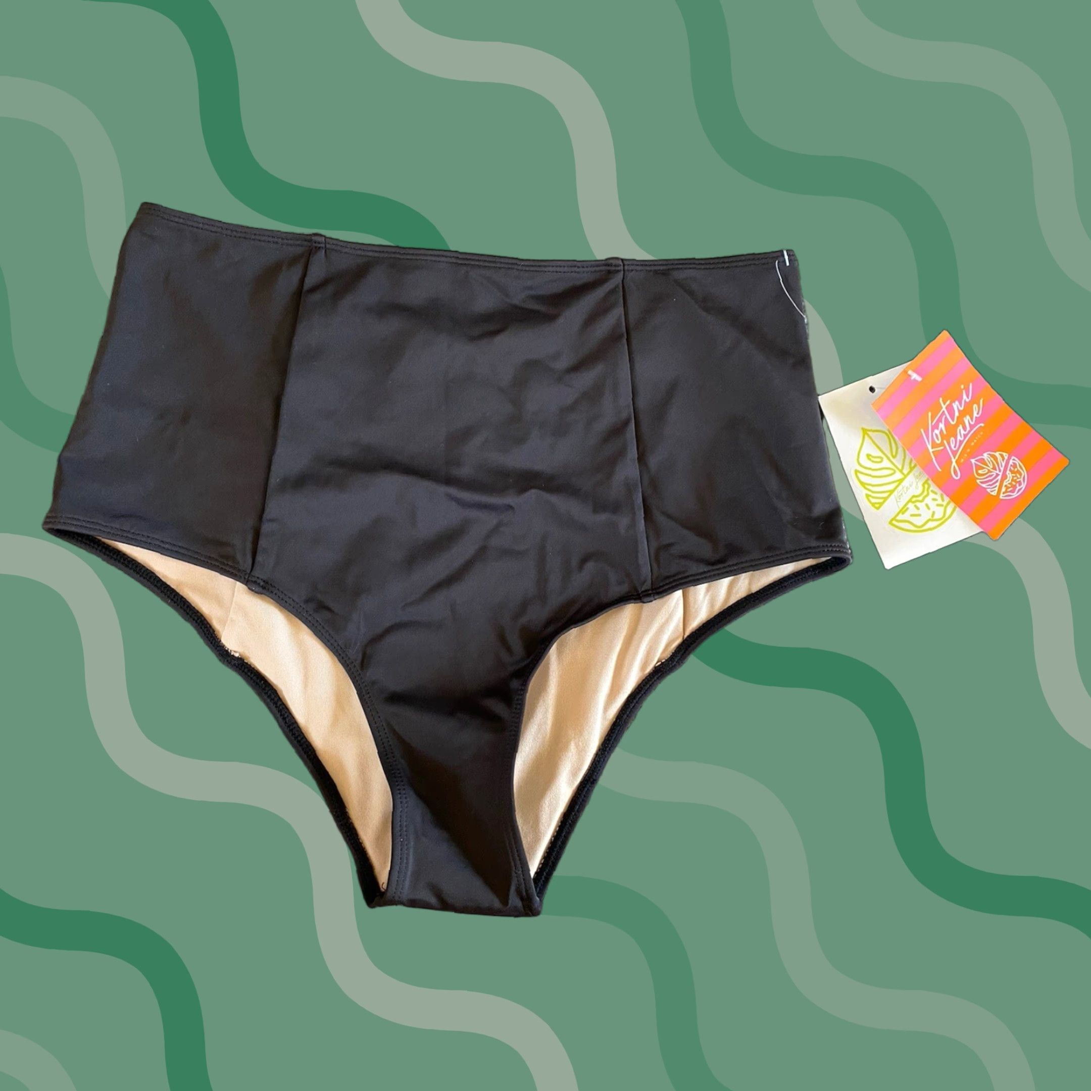 Vintage NWT Kortni Jeane Women’s Swimsuit Bottom Large Black Beach Womens L Black Bottom Size 36" / US 14 / IT 50 - 1 Thumbnail