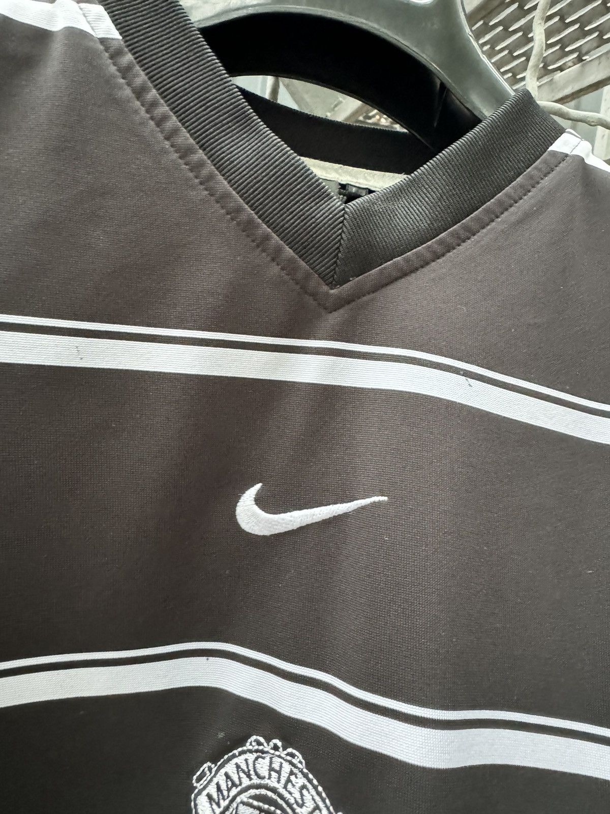 Nike Vintage 2002 Nike Manchester United Training Jersey Y2K Size US M / EU 48-50 / 2 - 7 Thumbnail