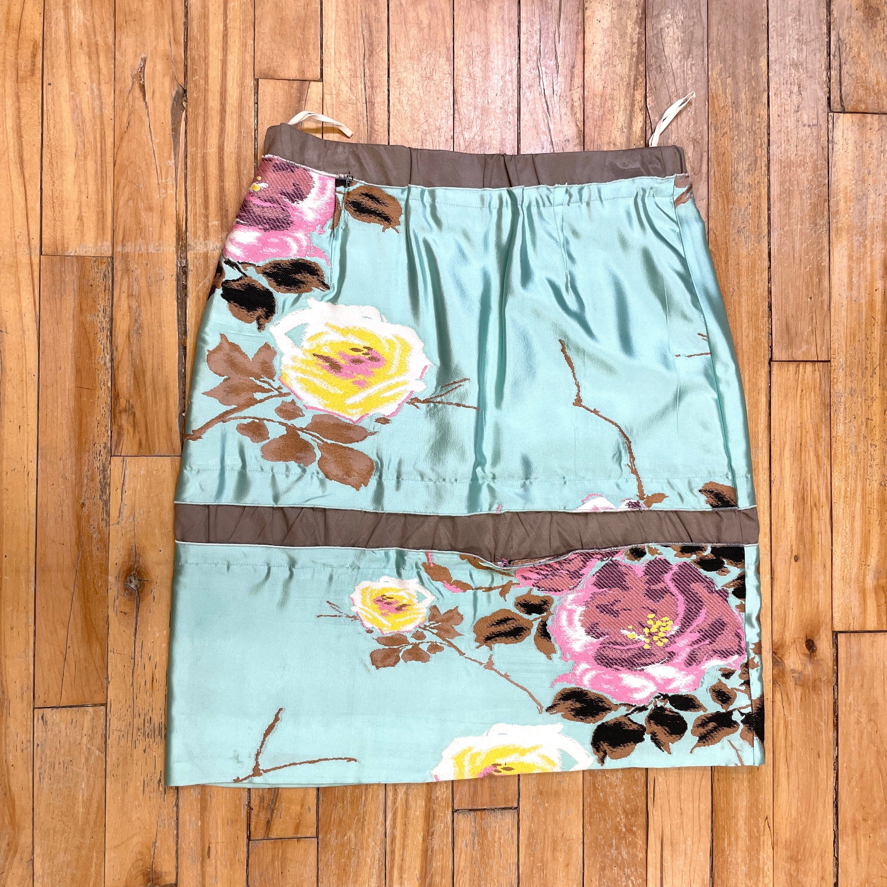 Marni Marni Fall '09 Vintage Designer Embroidered Floral Skirt Size 30" Size 30" / US 8 / IT 44 - 7 Thumbnail