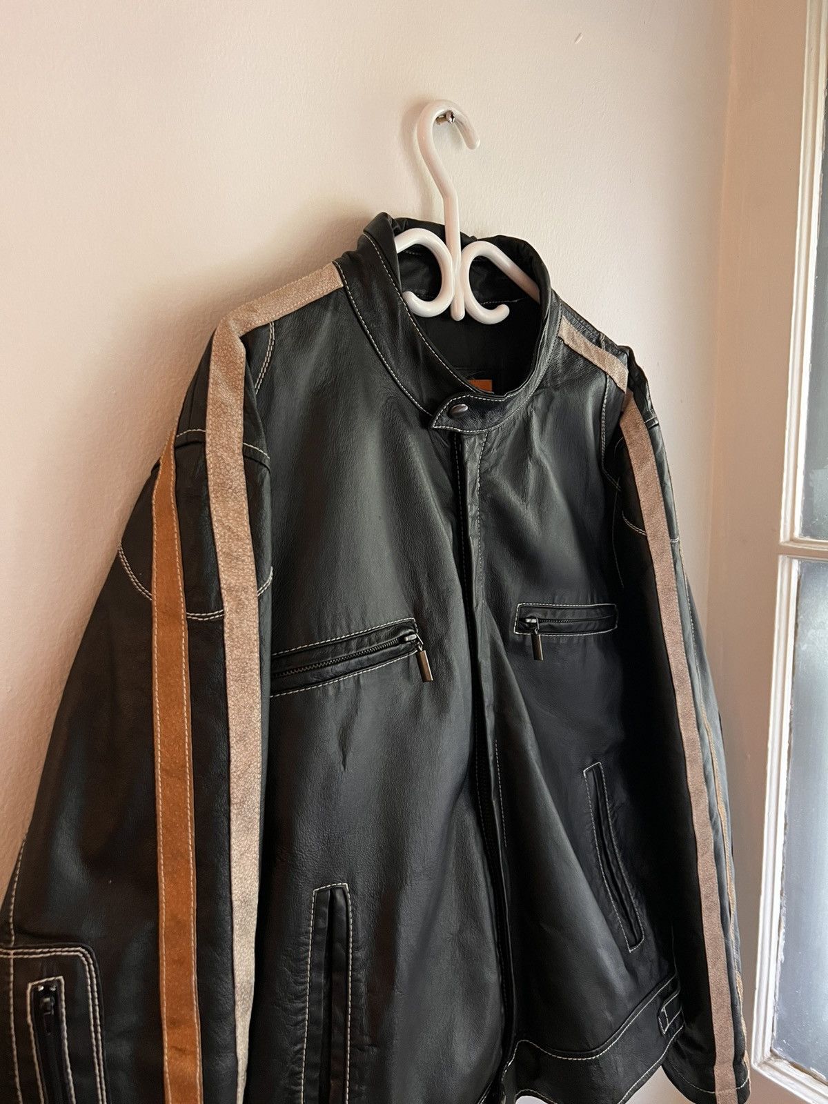 Other Vintage leather motorcycle jacket Size US M / EU 48-50 / 2 - 3 Thumbnail
