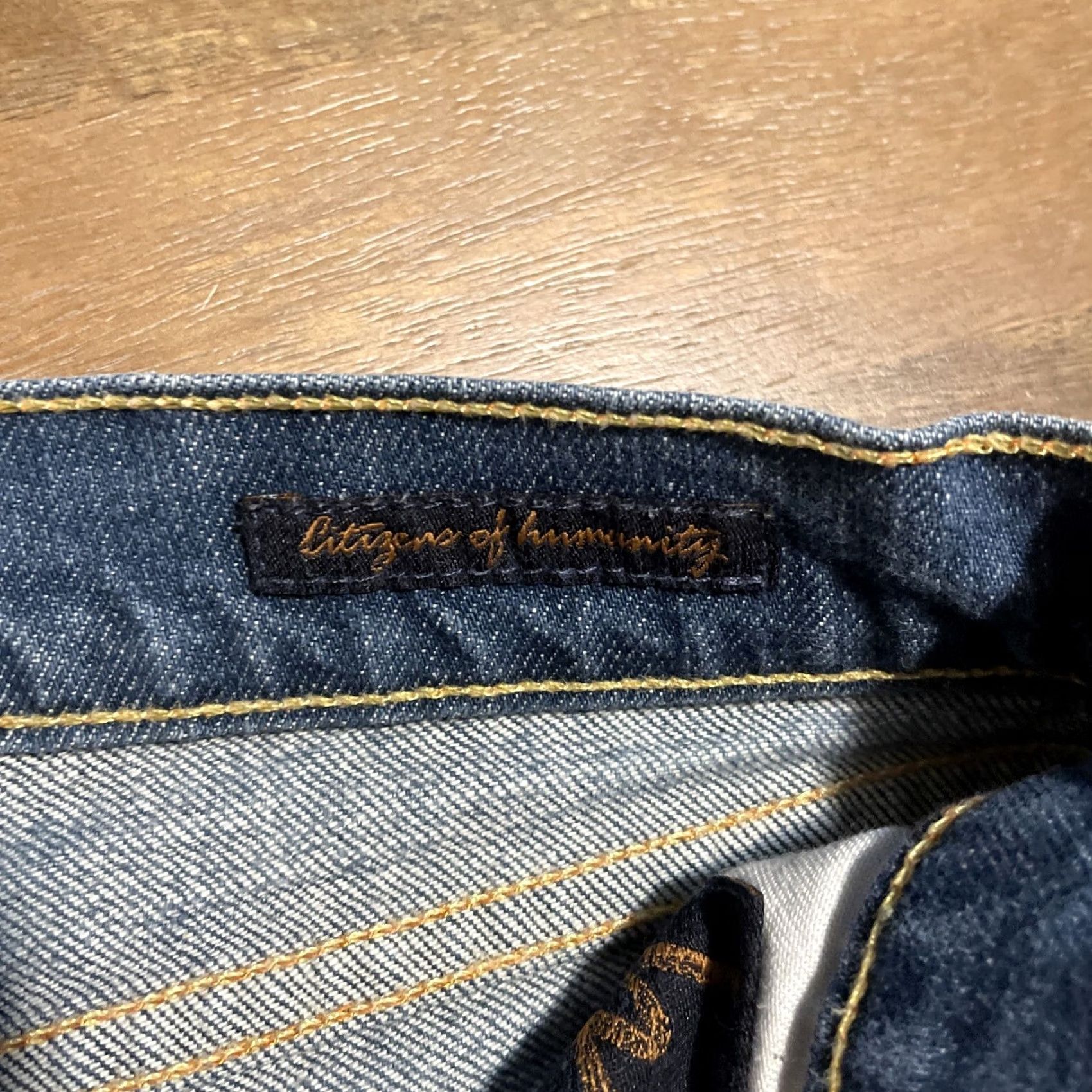 Citizens Of Humanity Citizen of Humanity Jeans Shorts Blue Low Waist Cropped Raw Hem Stretch Size 28 Women 90s Size 28" / US 6 / IT 42 - 4 Thumbnail