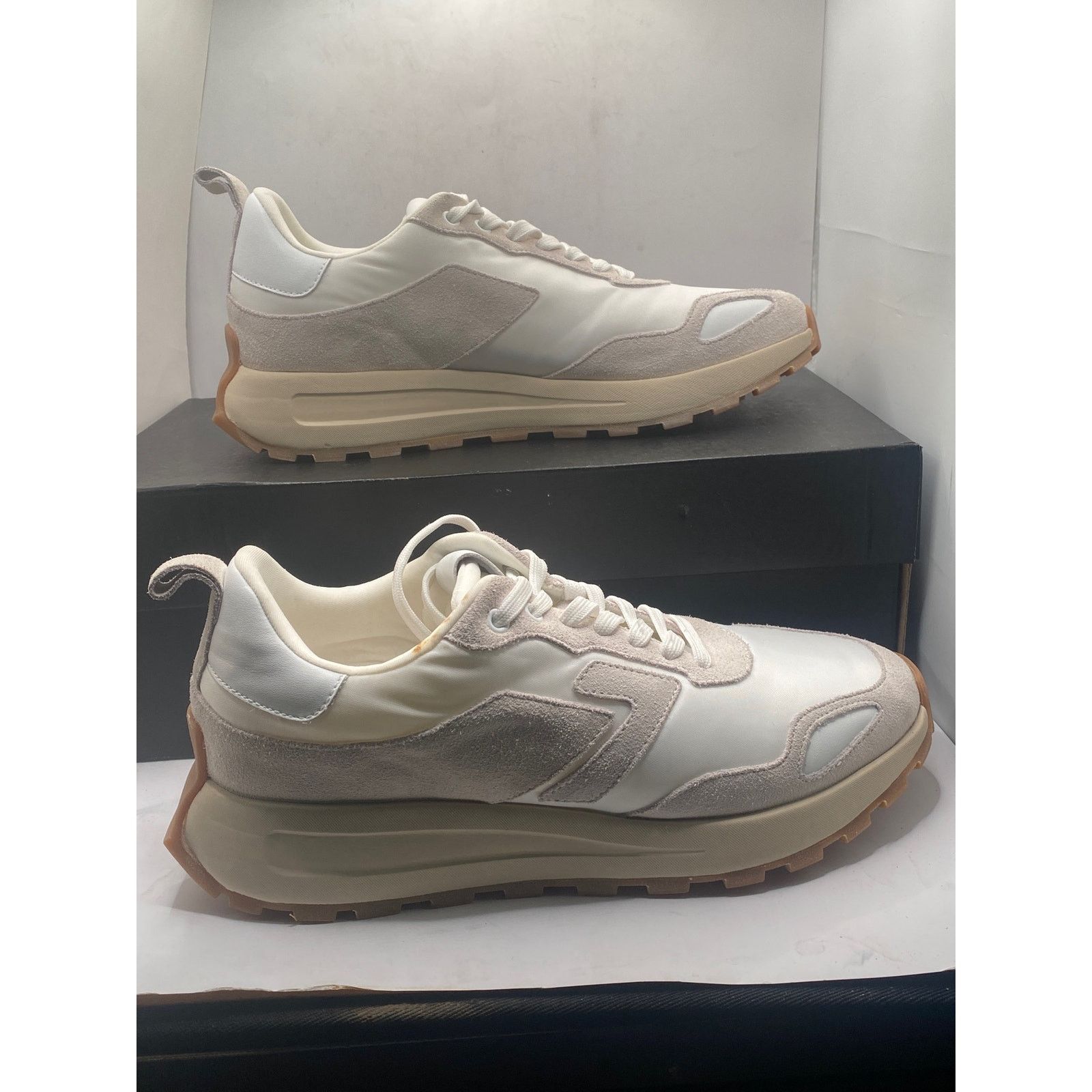 7 For All Mankind Running Sneaker Leather & Nylon Mix White Size US 8 Size US 8 / EU 41 - 1 Thumbnail