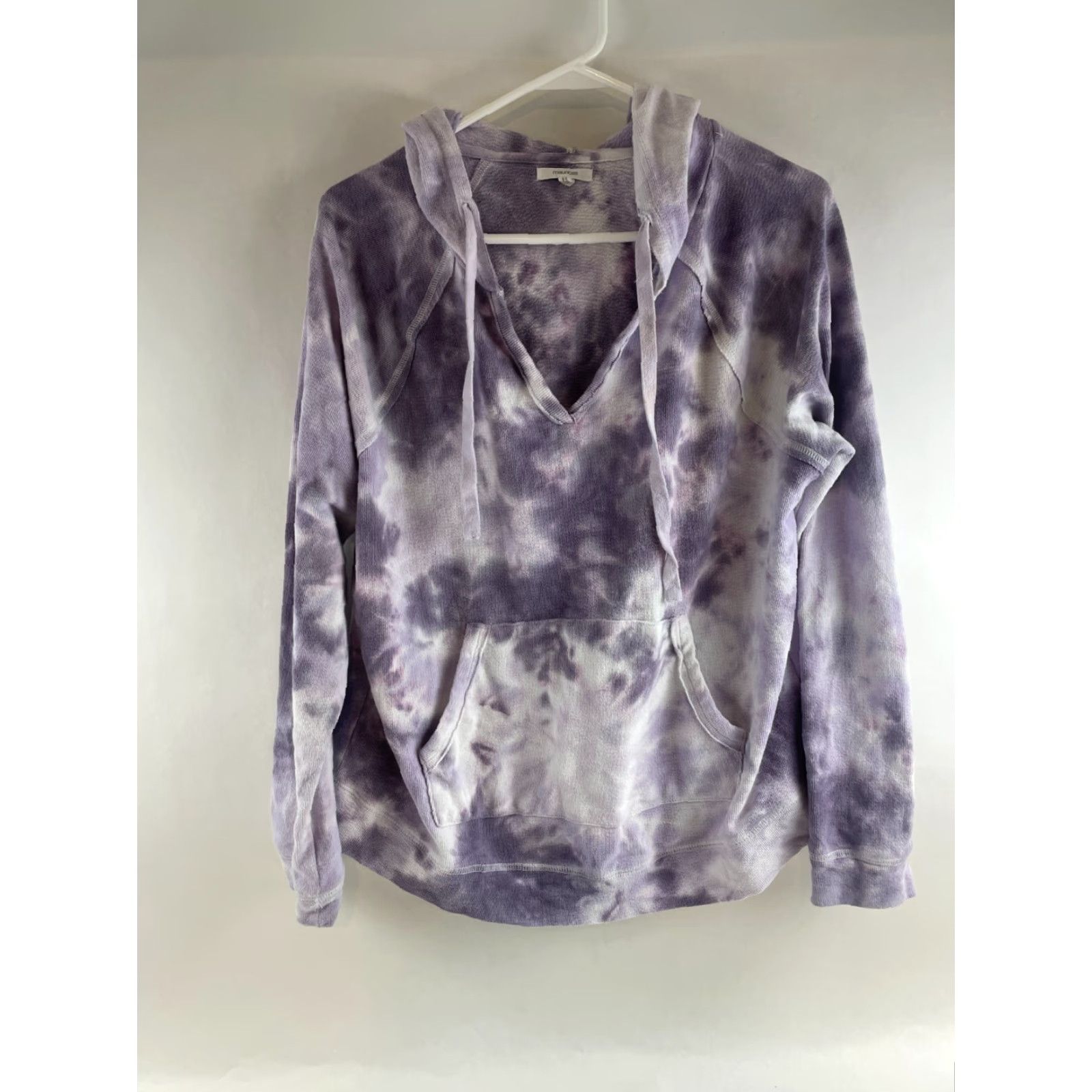 Vintage Maurices Hoodie Sweater Women’s Size M Purple White Tie Dye Pullover V-Neck Long Sleeve Knit Regular Size M / US 6-8 / IT 42-44 - 2 Thumbnail