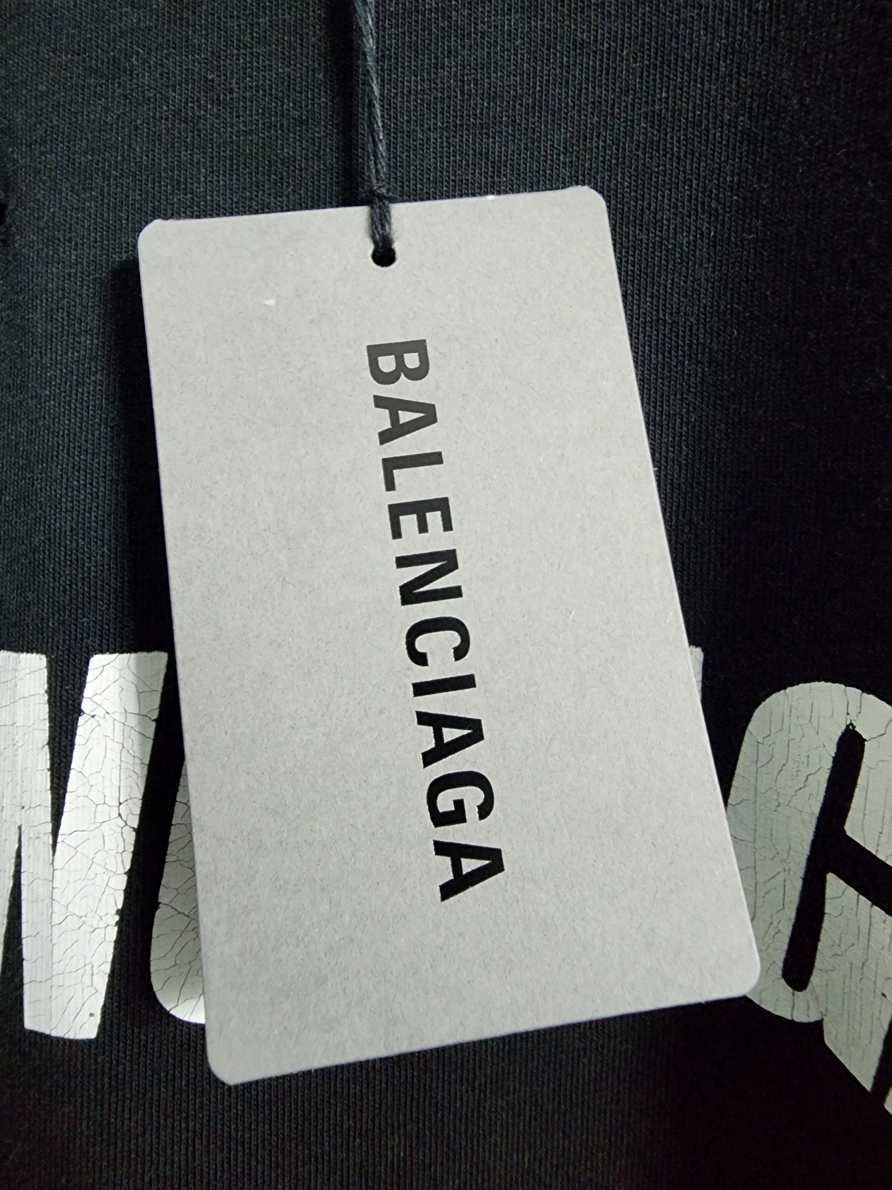 Balenciaga Caps Destroyed Flatground T-Shirt Size US S / EU 44-46 / 1 - 5 Thumbnail