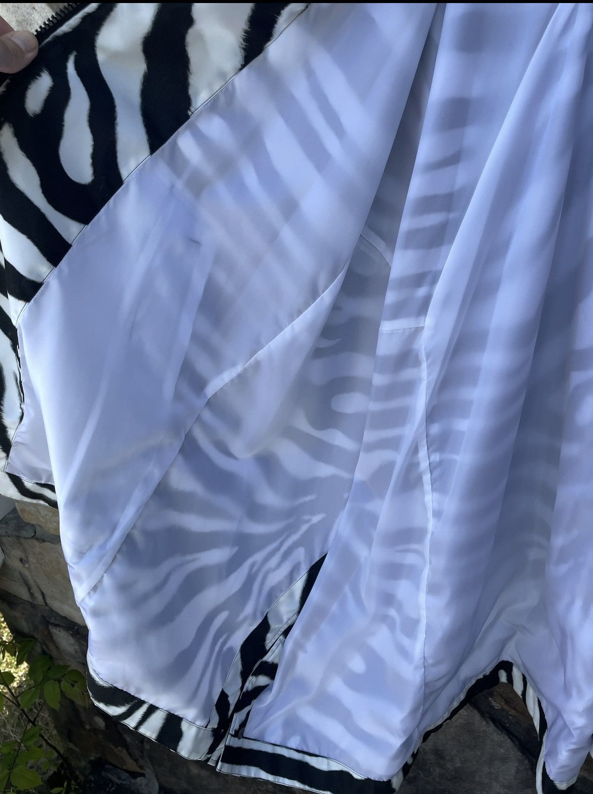 Burberry Burberry zebra raincoat with detachable hood NEW Size M / US 6-8 / IT 42-44 - 7 Thumbnail