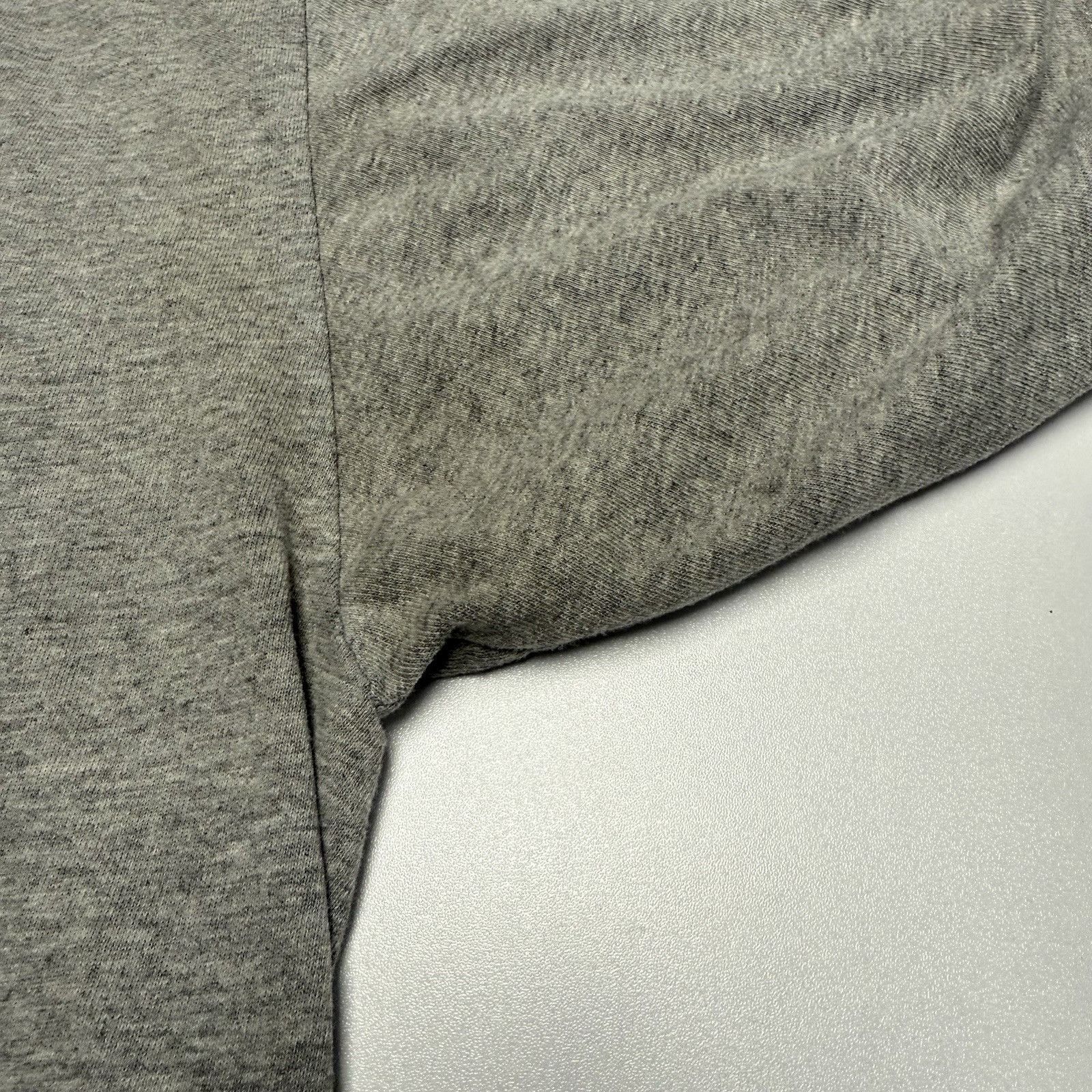 Old Navy Vintage Old Navy T Shirt Mens XL 23x28 Gray Y2K 90s Short Sl Size US XL / EU 56 / 4 - 4 Thumbnail