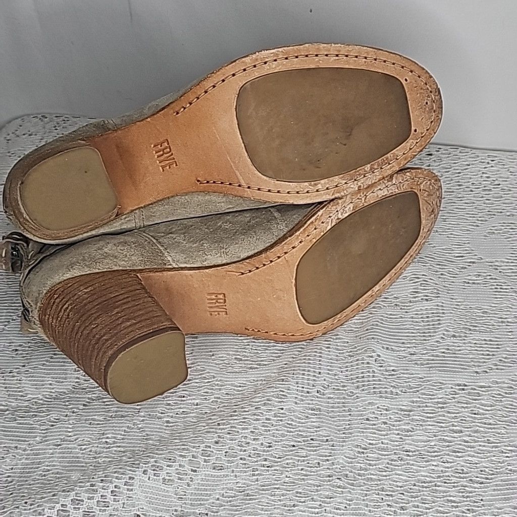 Frye Frye Naomi soft oiled suede block heel ankle boots bootie 11 Size US 11 / IT 41 - 7 Thumbnail