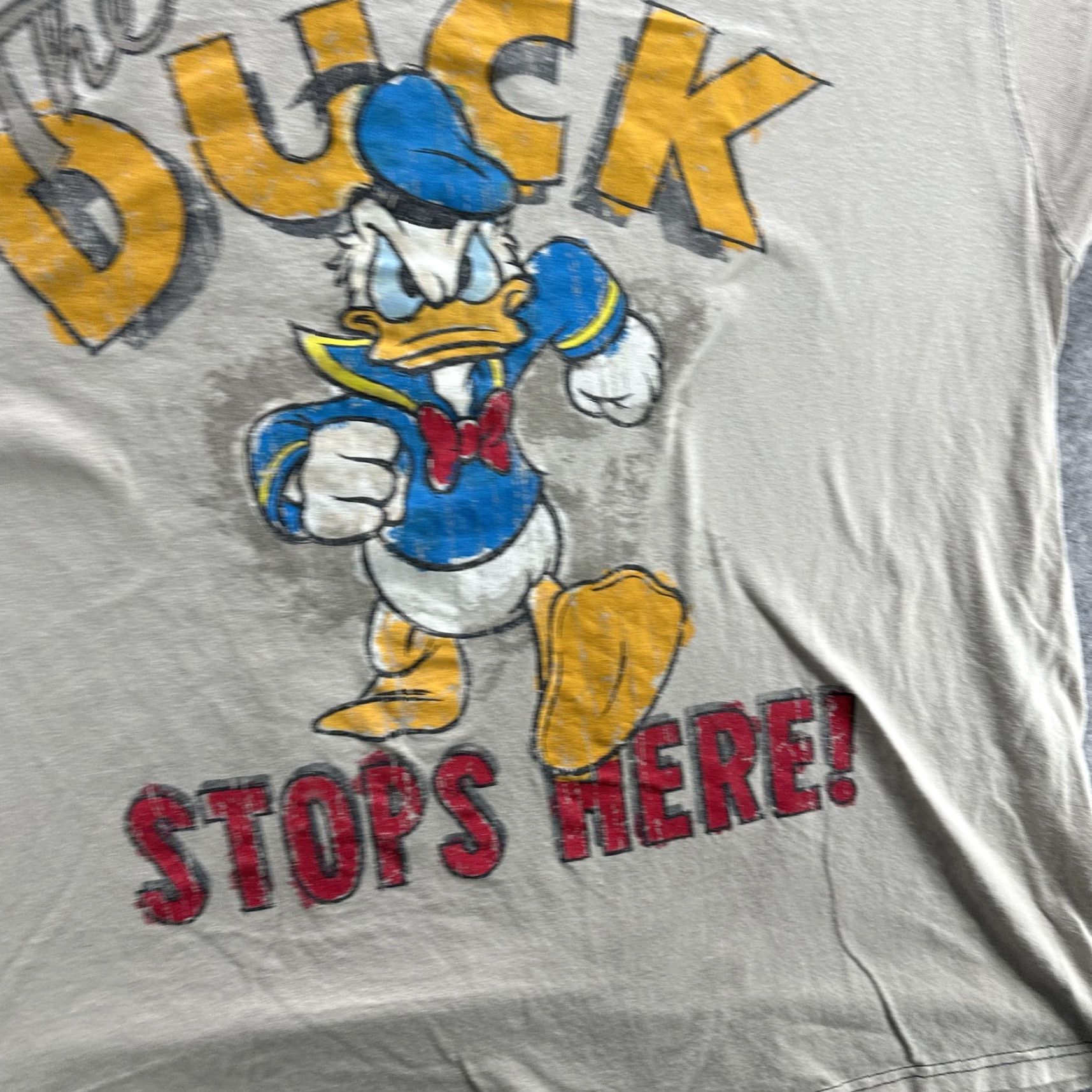Disney VINTAGE Disney Donald Duck T-Shirt Mens XL Gray Cartoon Graphic Tee Short Sleeve Comic Classic Disney NYC Size US XL / EU 56 / 4 - 5 Thumbnail