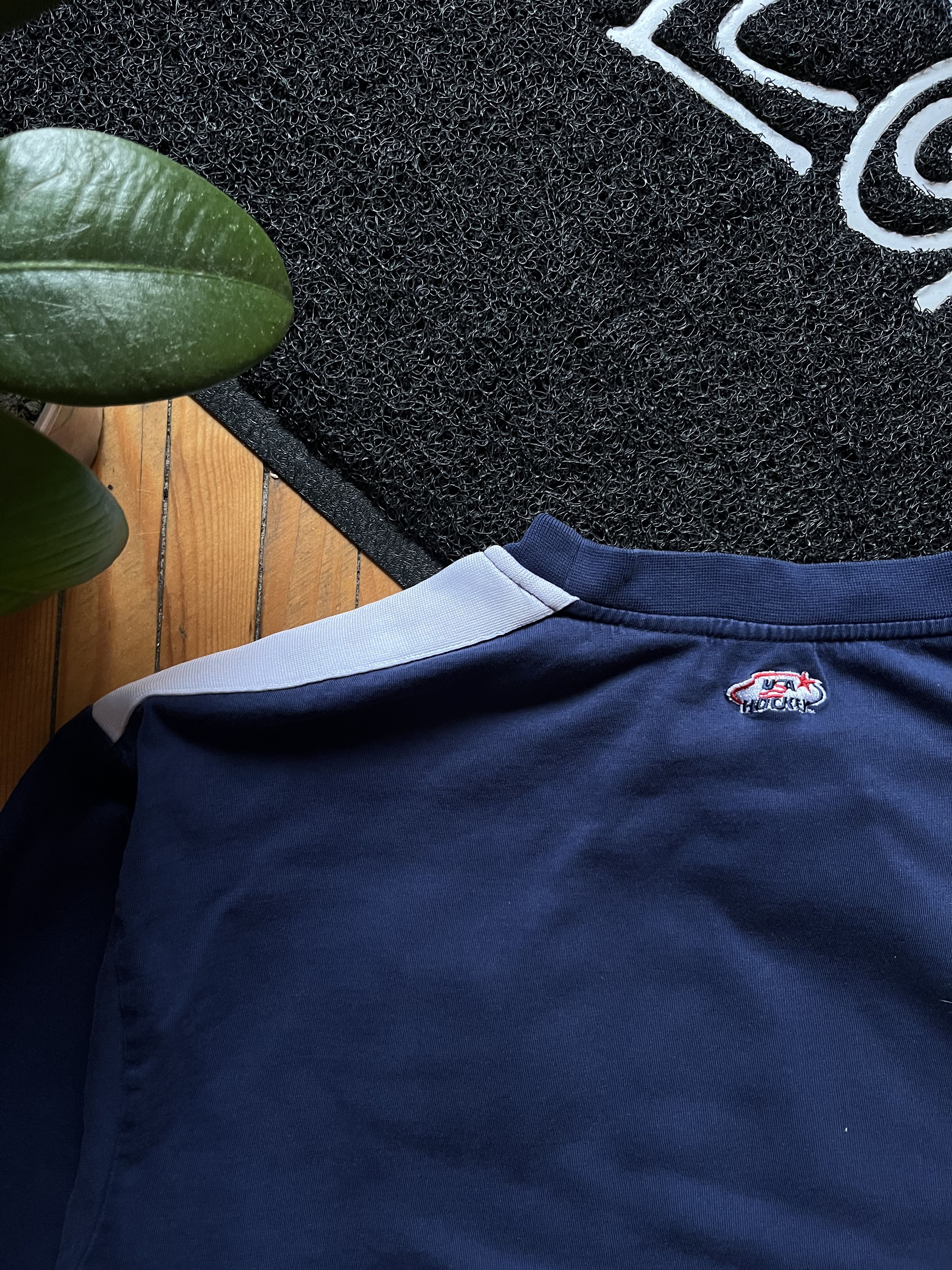 Nike Vintage Nike USA Hockey 90's IIHF Blue Longsleeve Tee Size US M / EU 48-50 / 2 - 6 Thumbnail