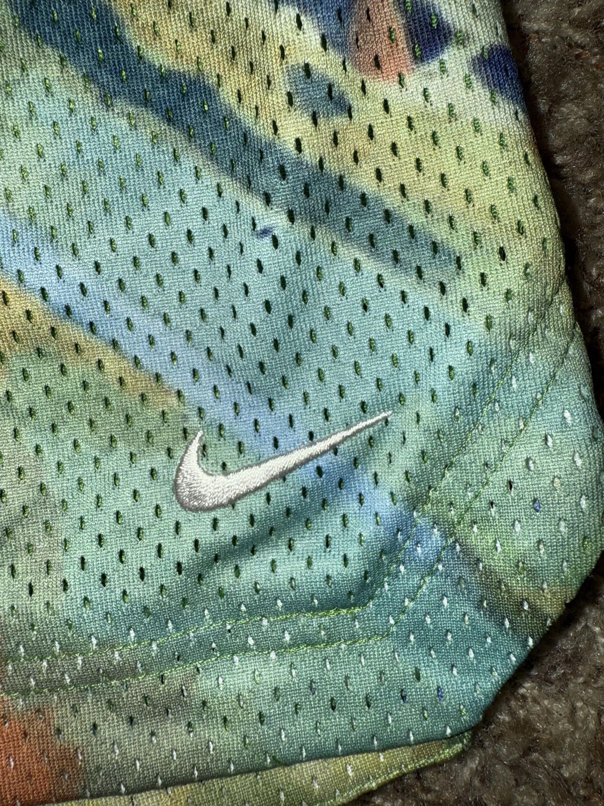 Nike Nike Men's Dri-Fit 5” Graphic Printed Mesh Basketball Shorts Size US 34 / EU 50 - 4 Thumbnail