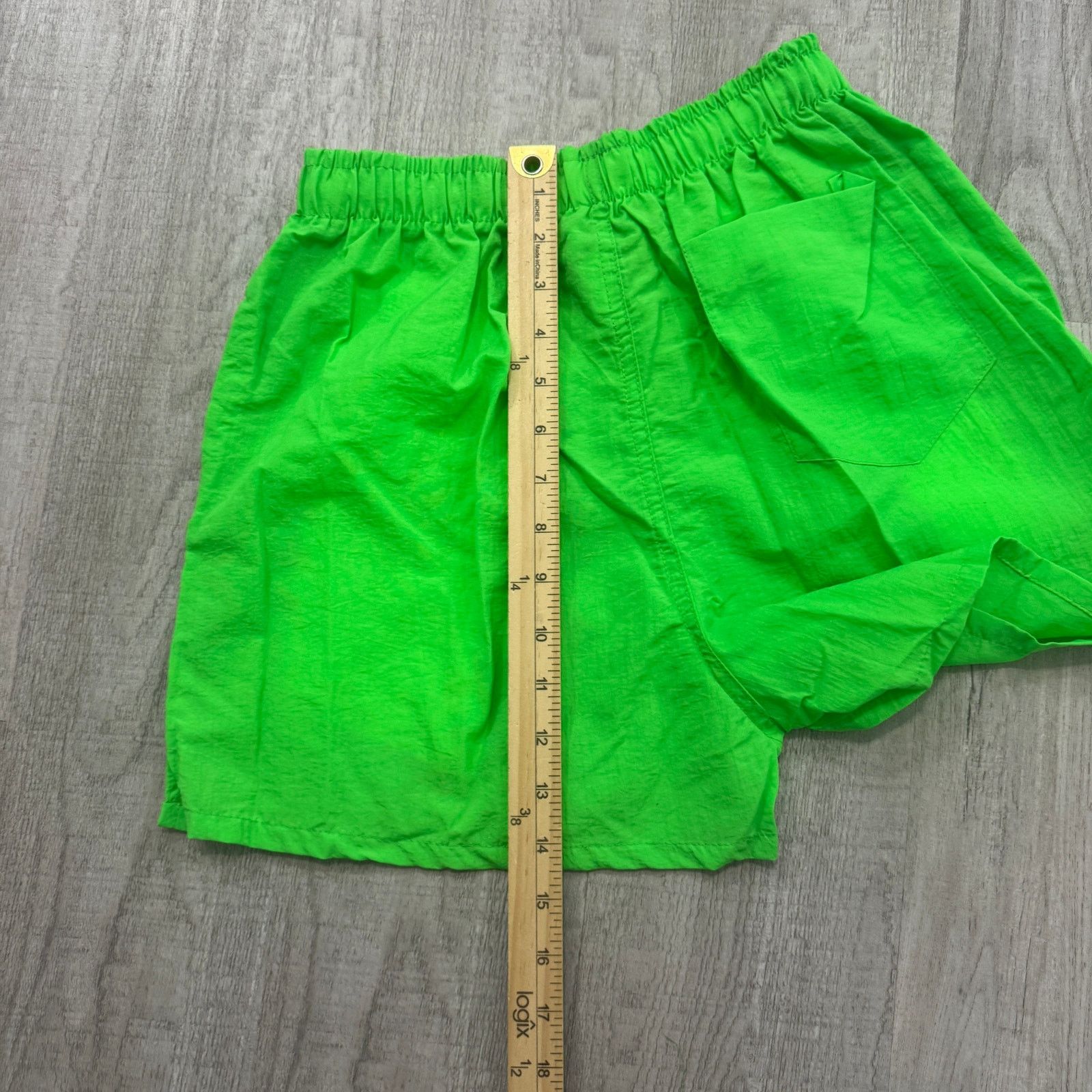 Vintage NEW Vintage USA Sport Surf Shorts Mens Small Green 80s Size US 26 / EU 42 - 11 Thumbnail